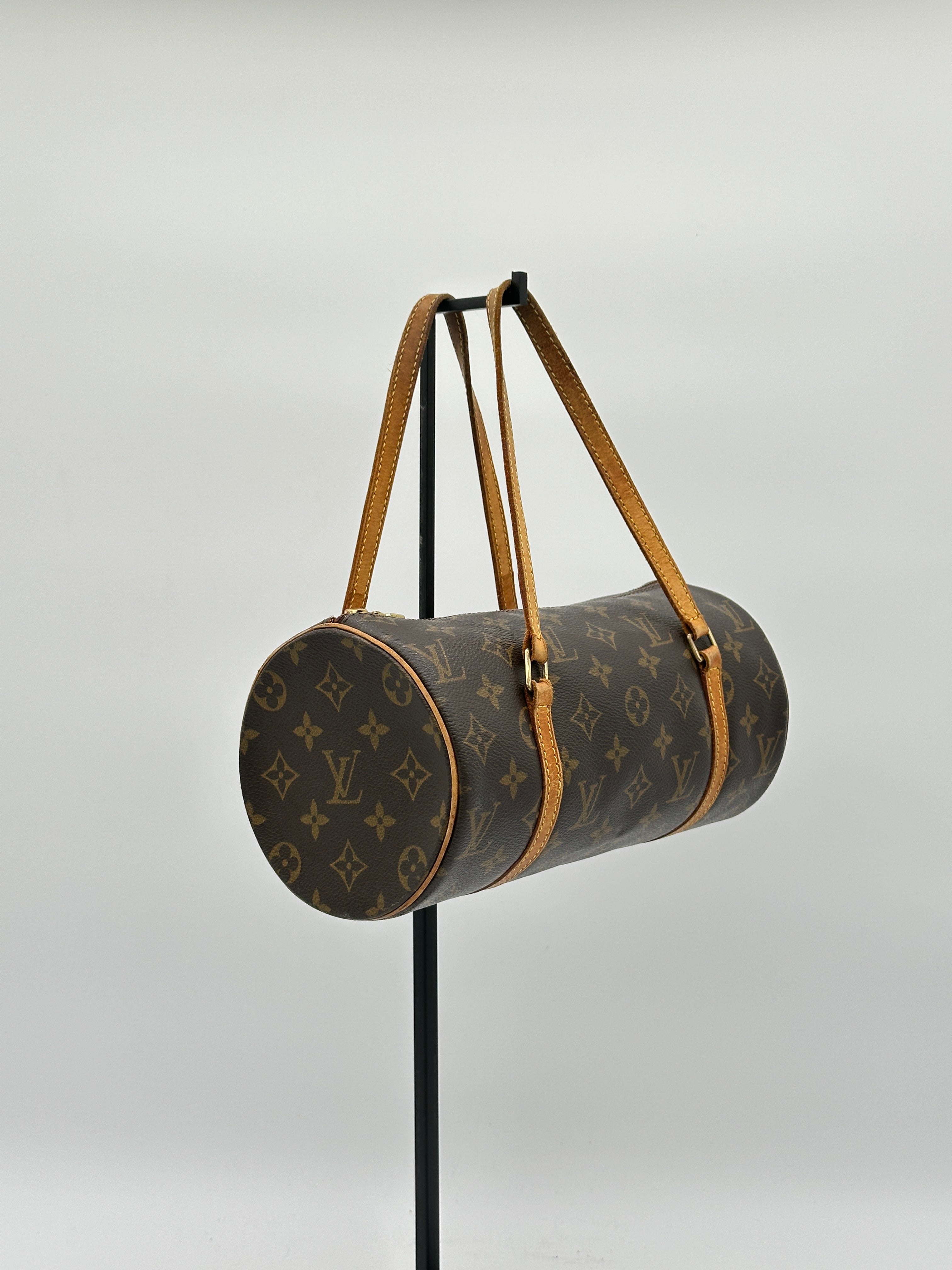 Louis Vuitton Papillon 26
