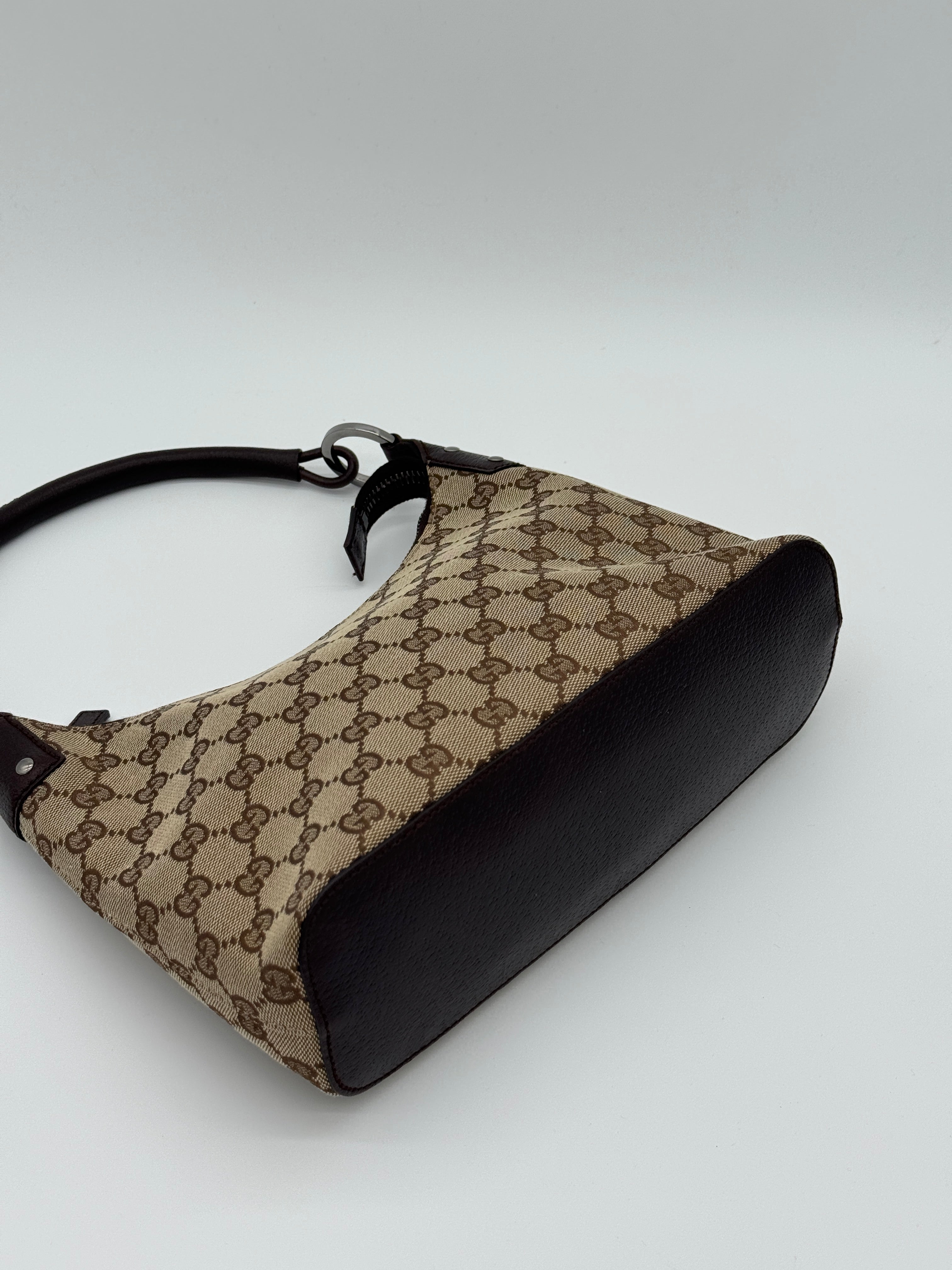 Gucci Lock Canvas
