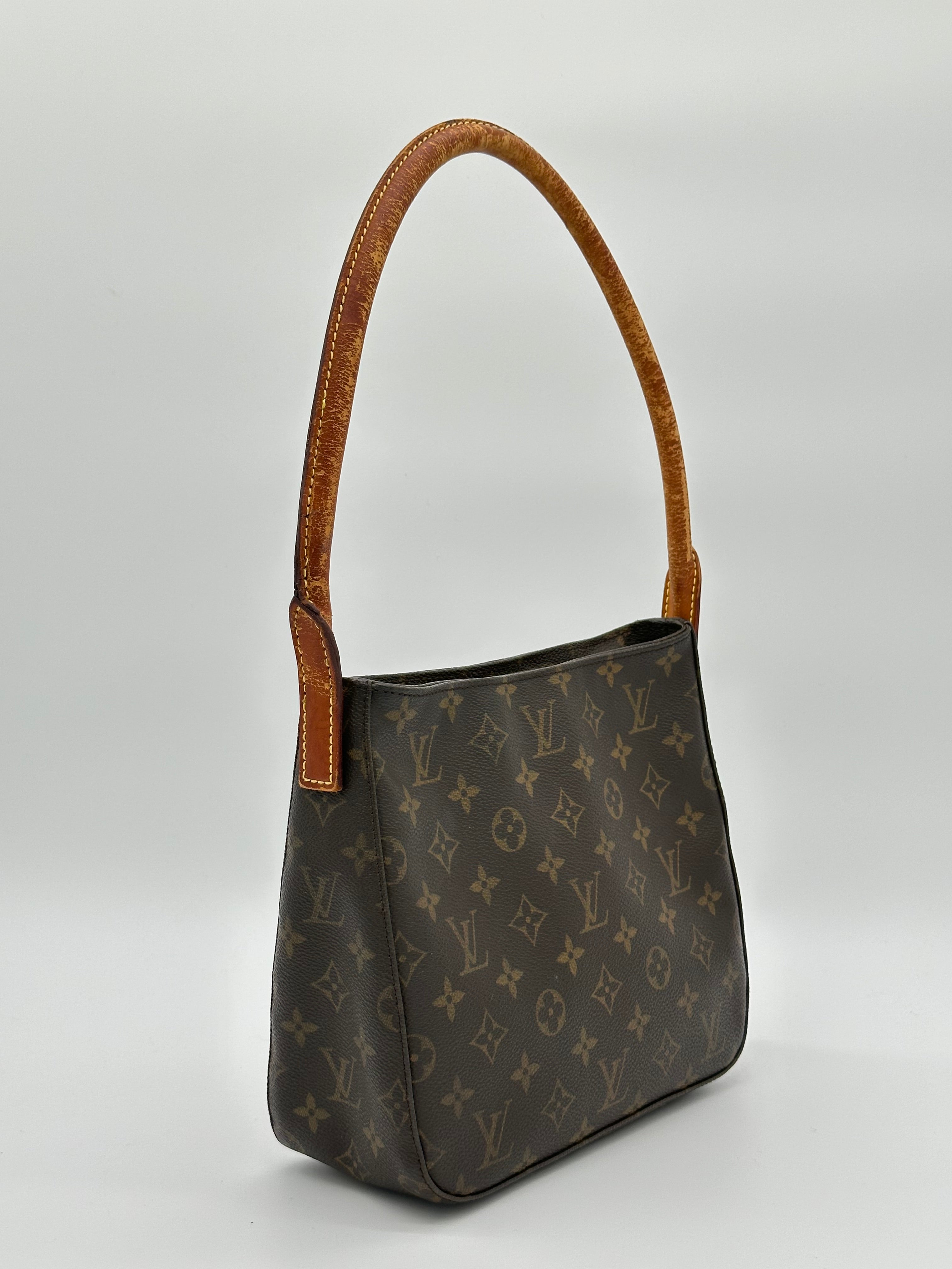 Louis Vuitton Looping MM