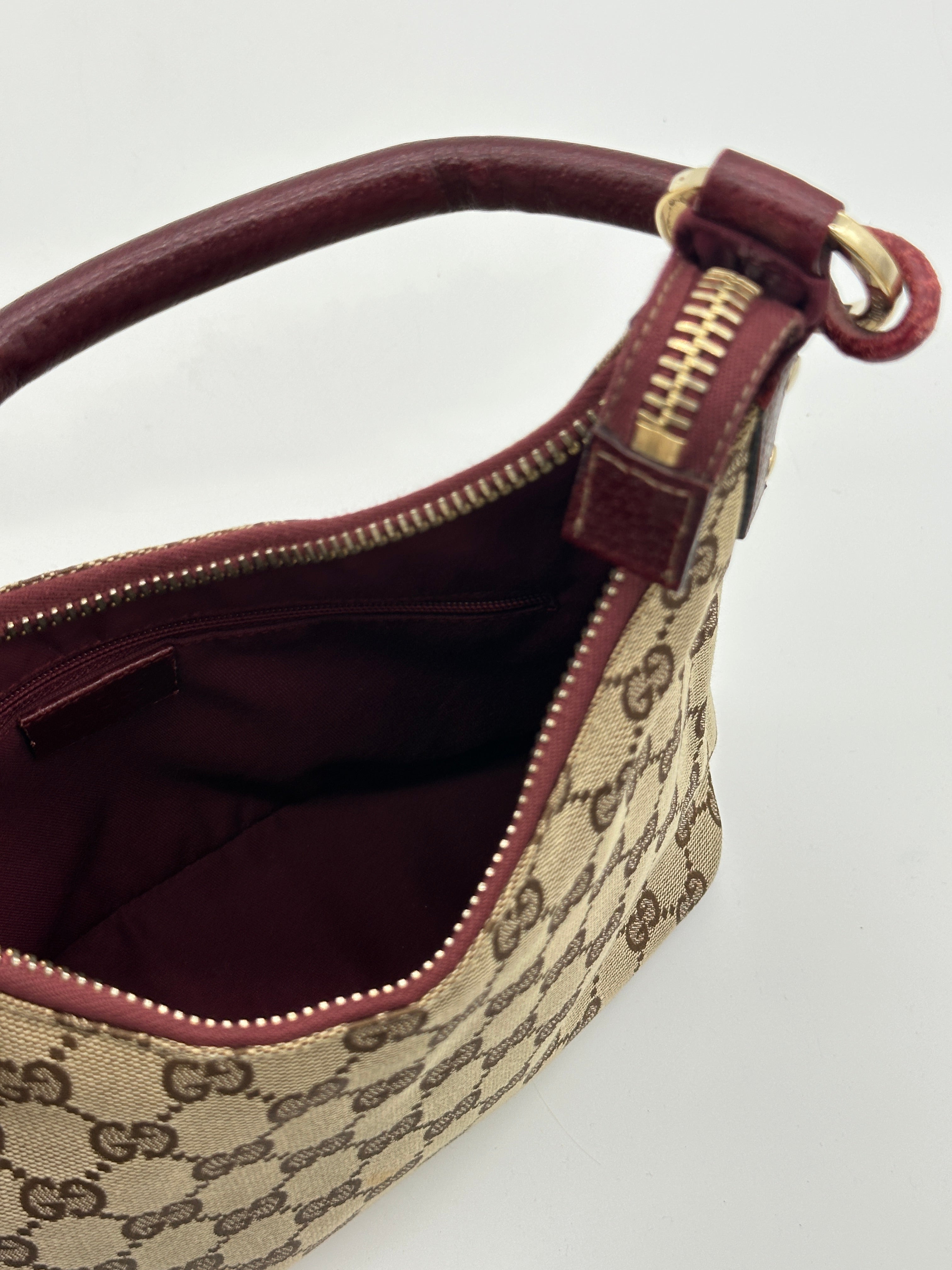 Gucci Lock Canvas