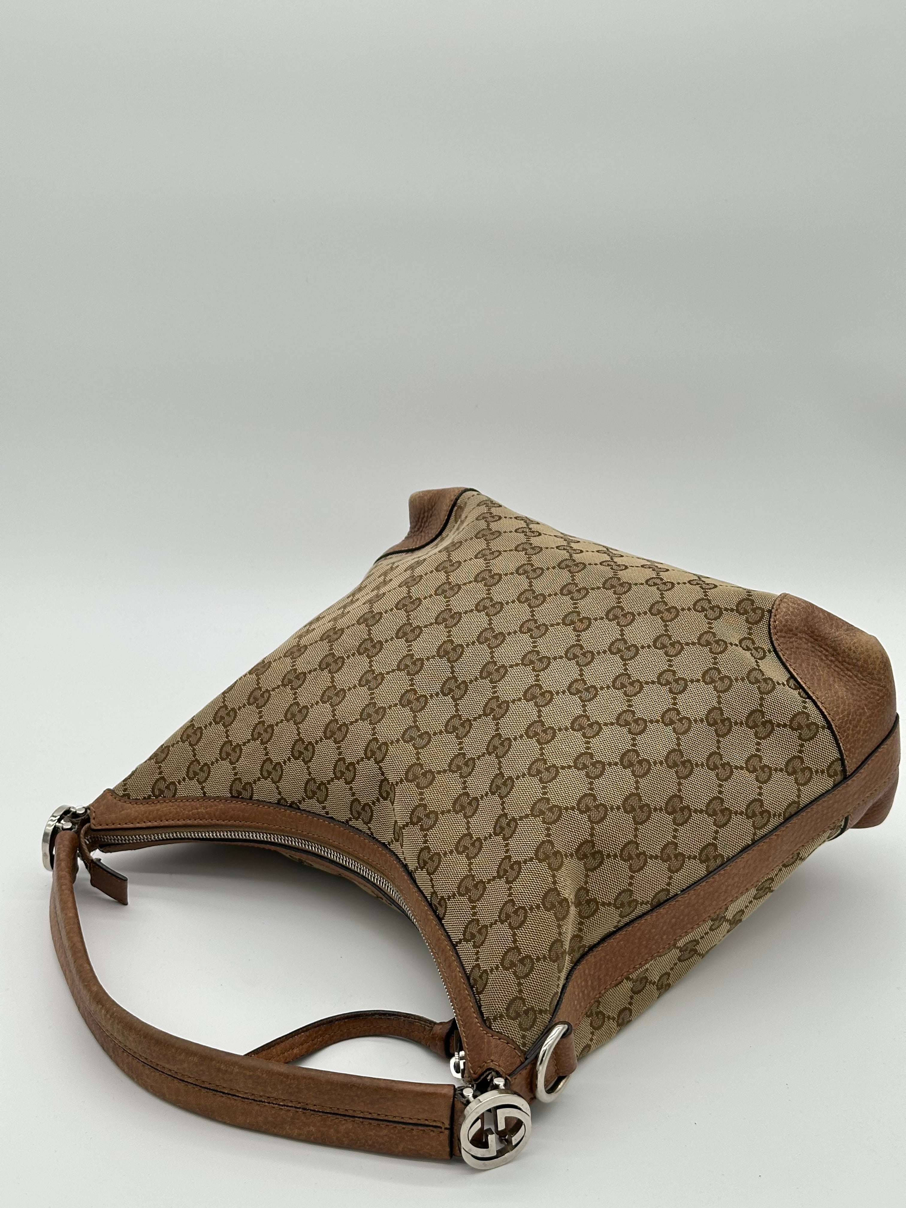 Gucci Miss Canvas