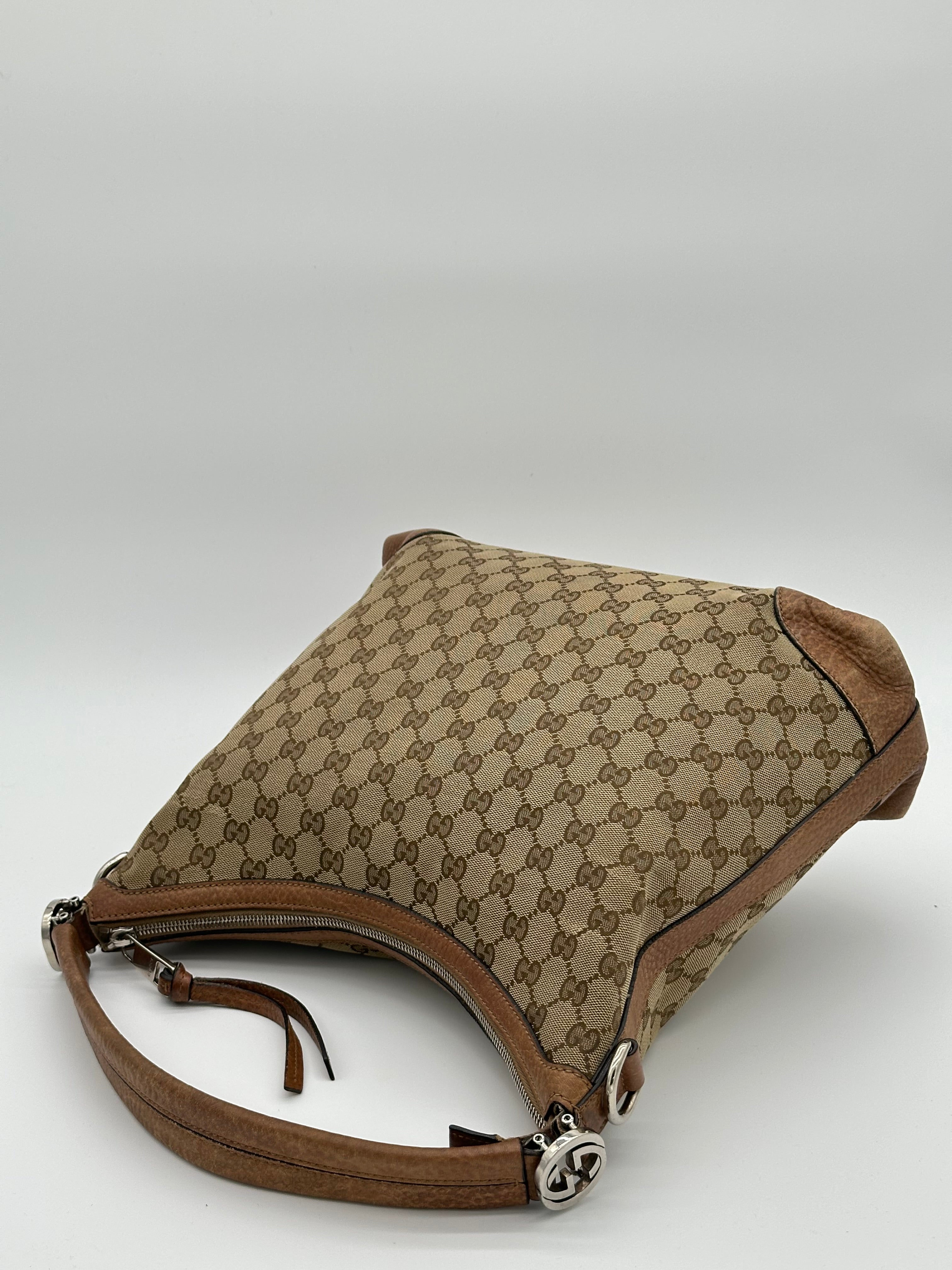 Gucci Miss Canvas