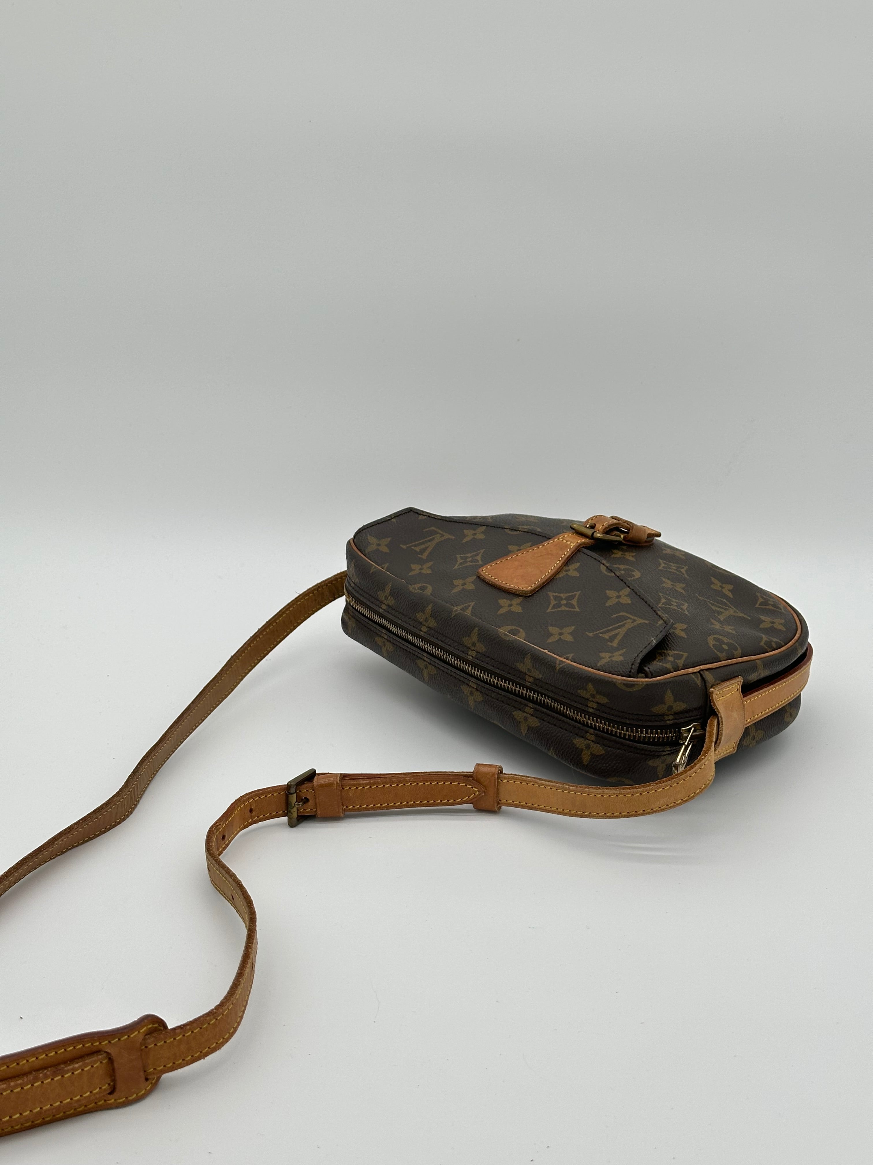 Louis Vuitton Jeune Fille MM