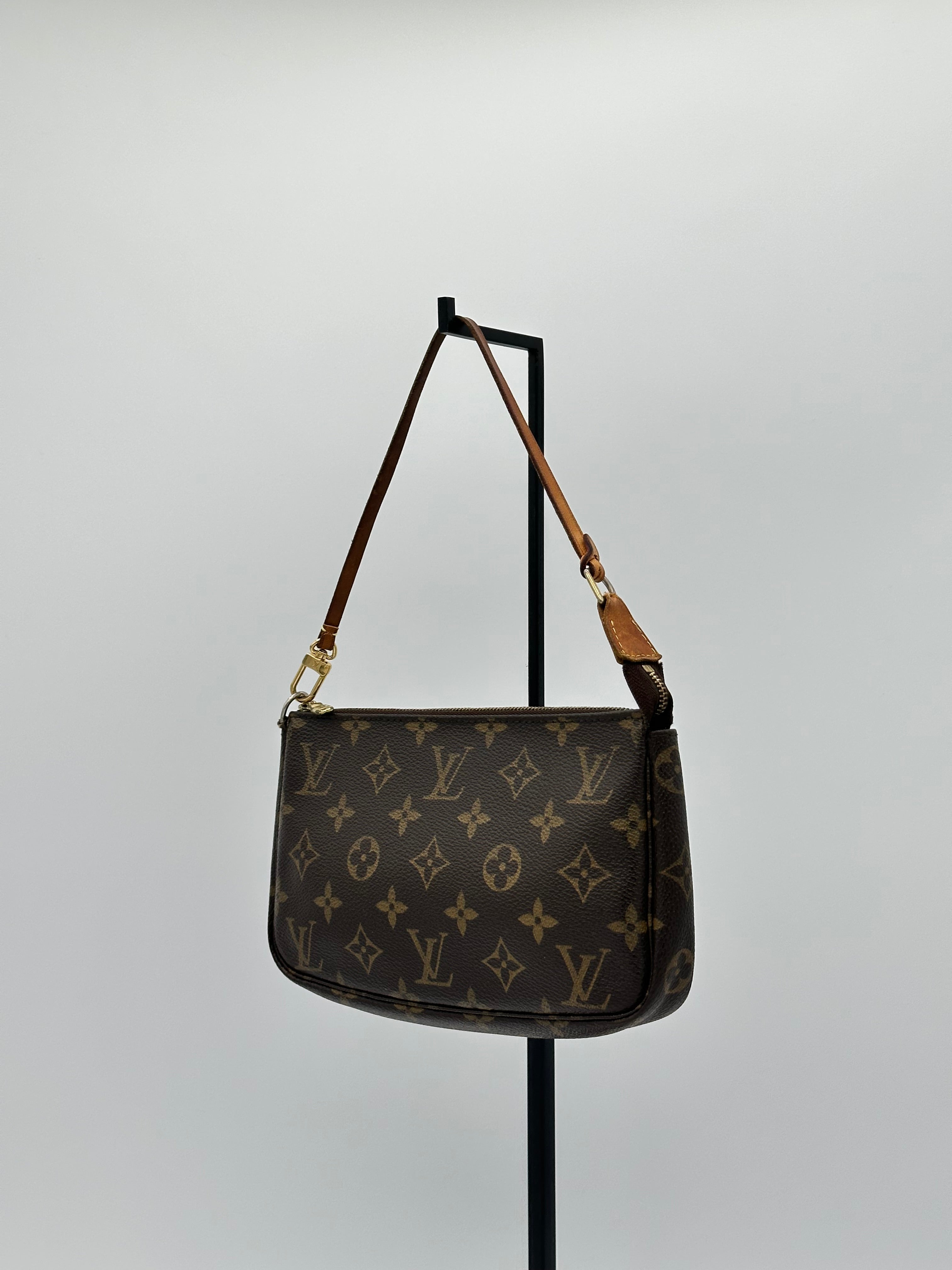 Louis Vuitton Pochette Accessoires