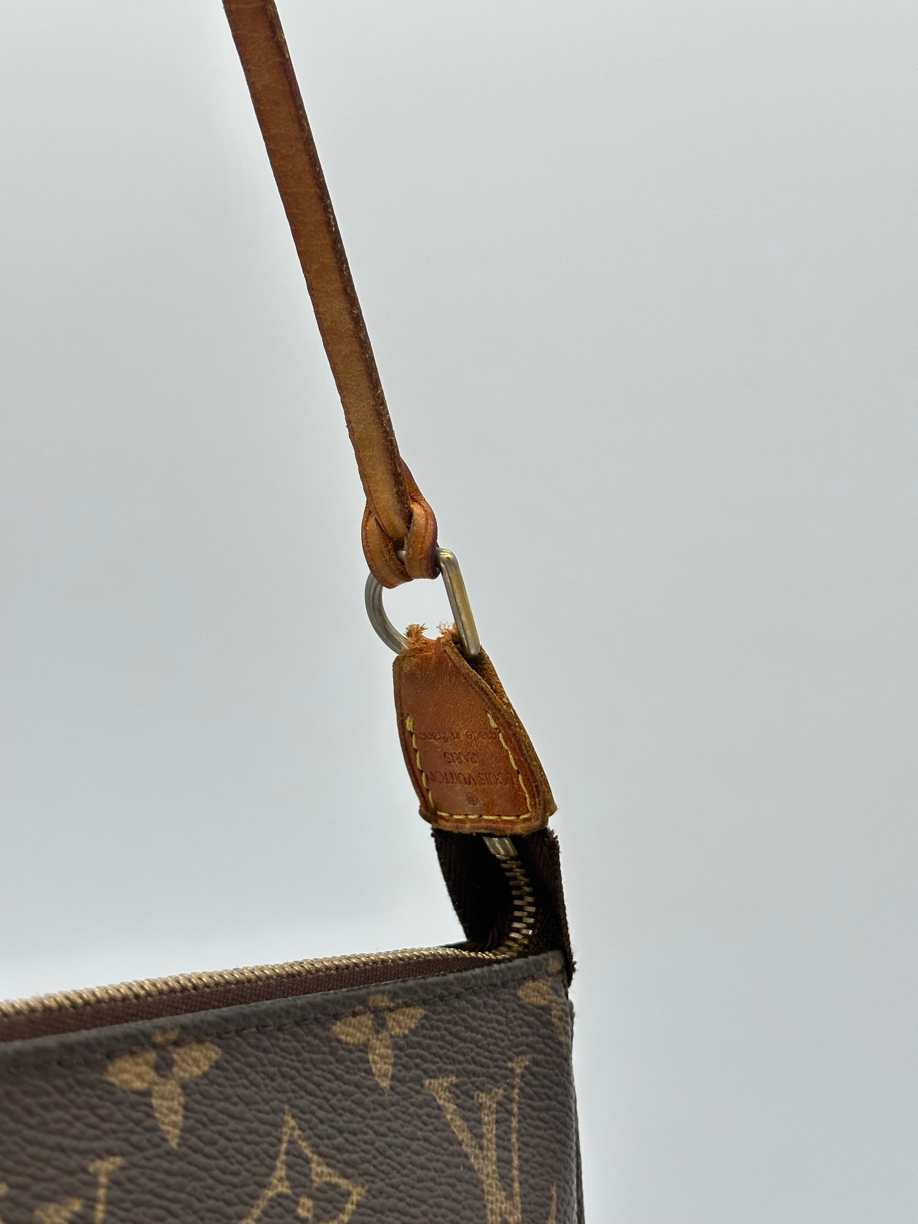 Louis Vuitton Pochette Accessoires