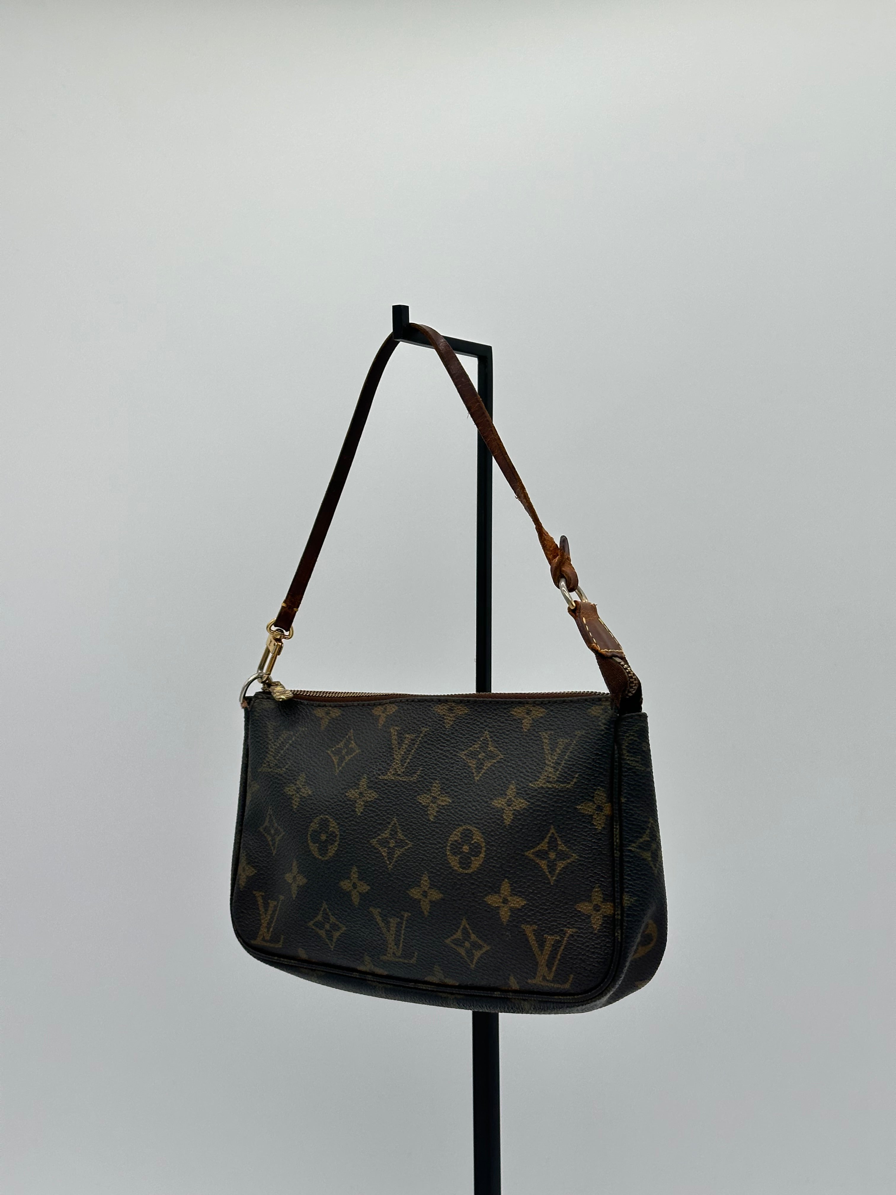 Louis Vuitton Pochette Accessoires