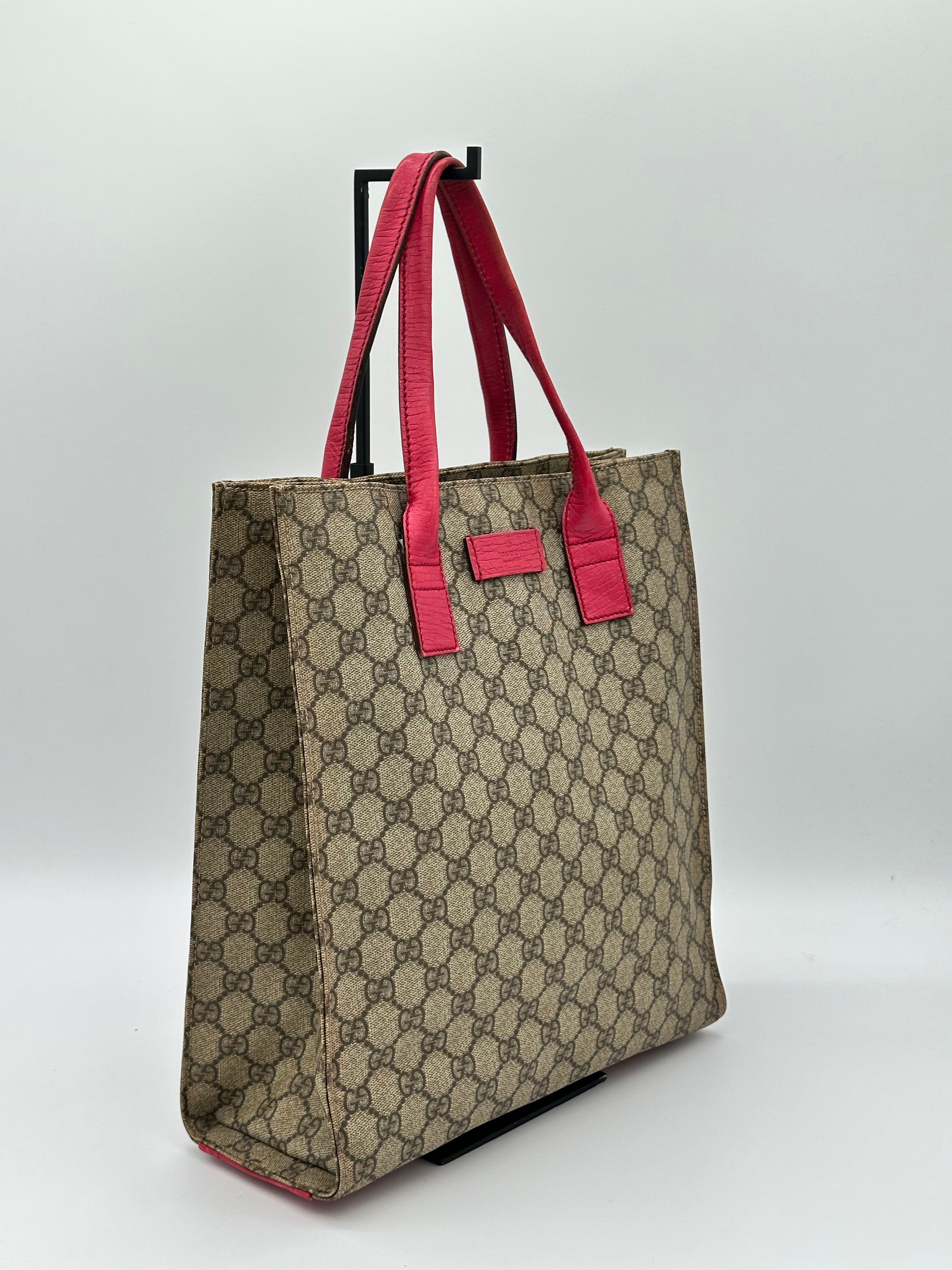 Gucci Supreme Tote Bag