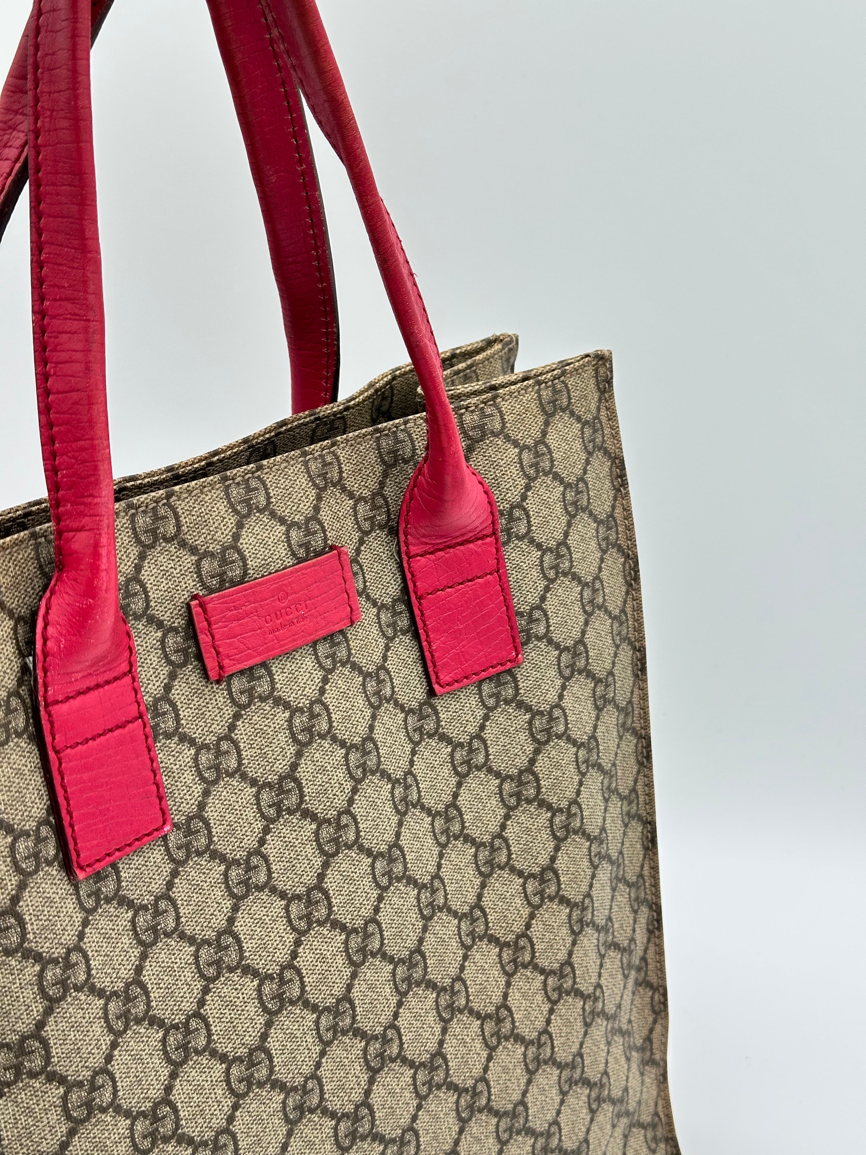 Gucci Supreme Tote Bag