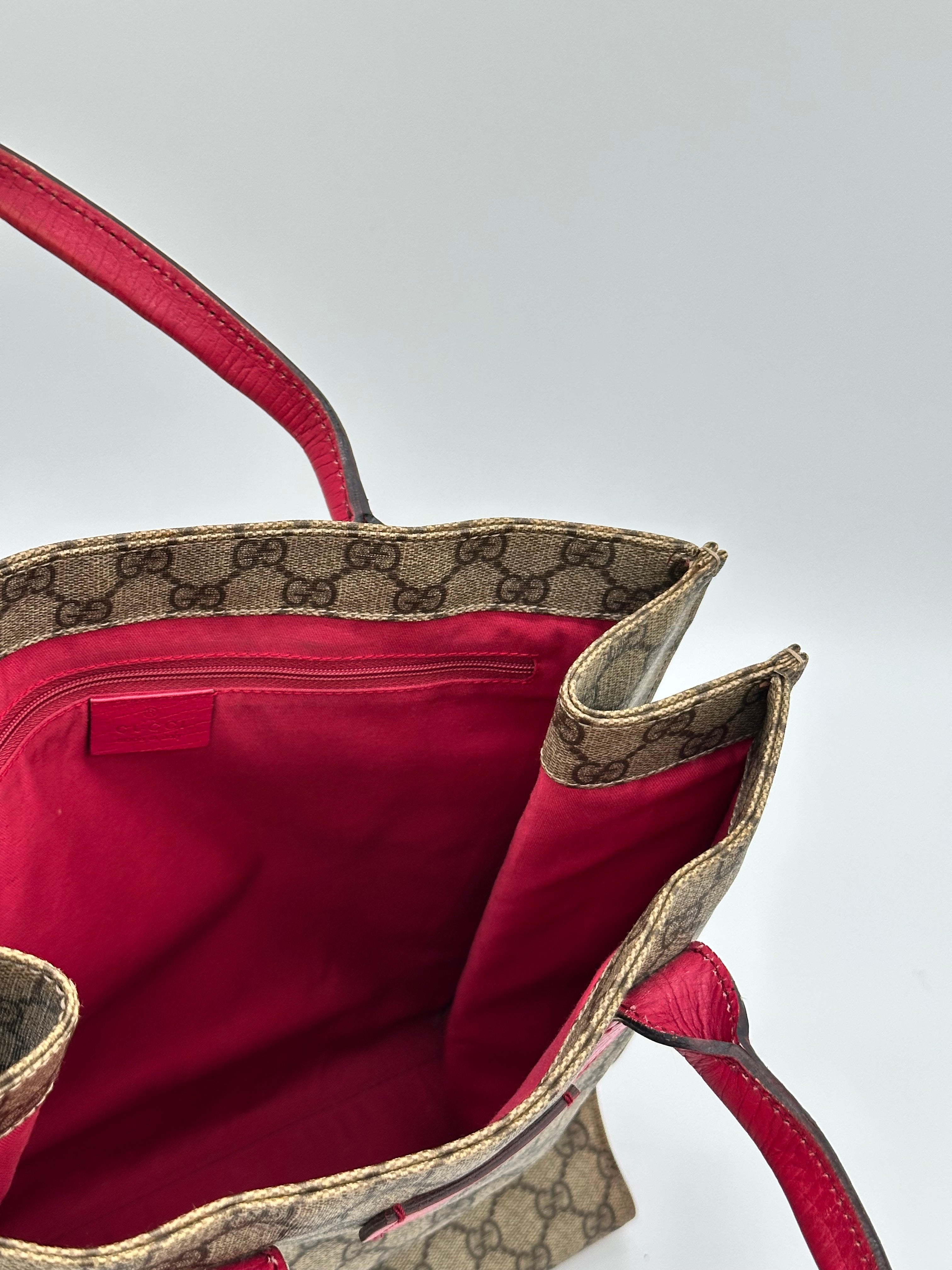Gucci Supreme Tote Bag
