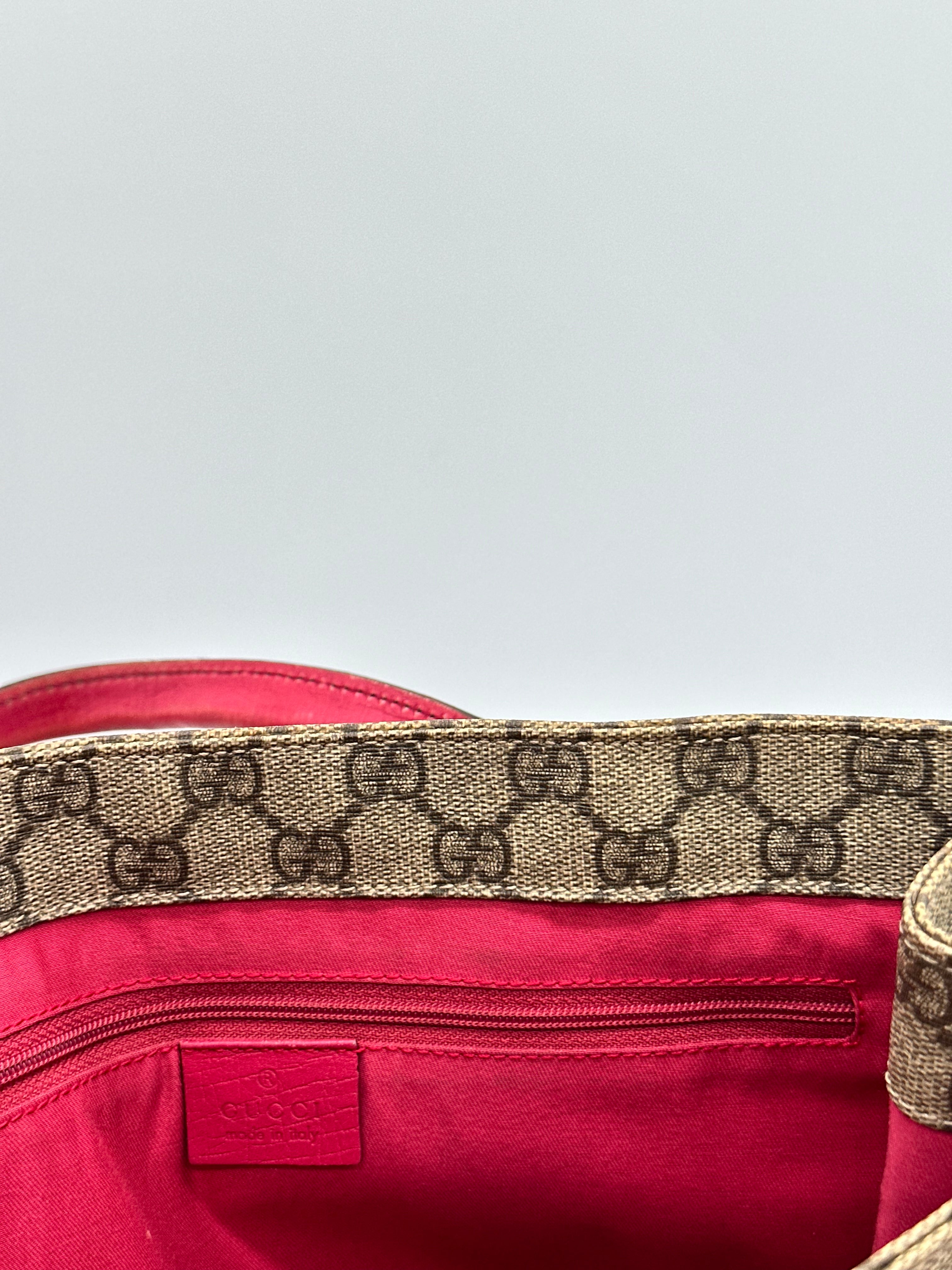 Gucci Supreme Tote Bag