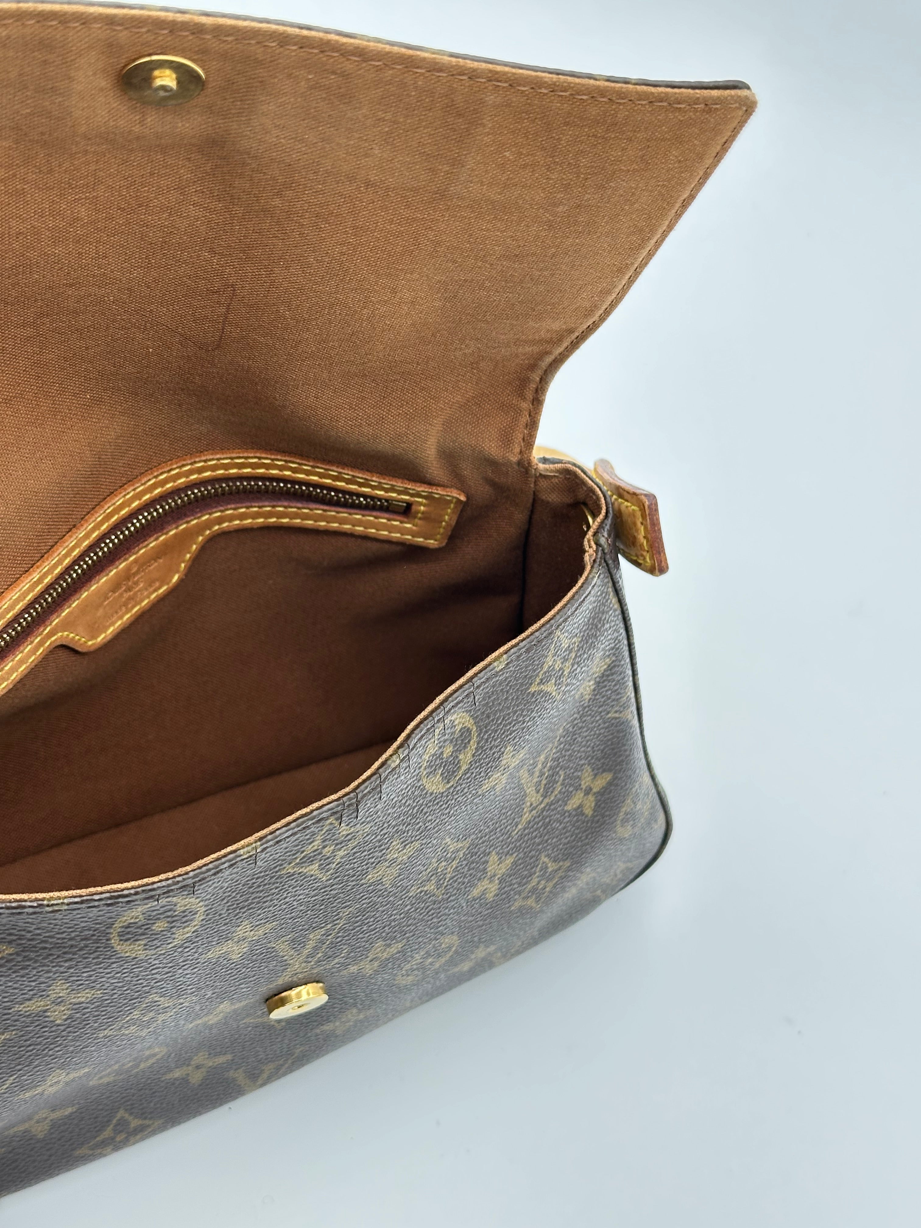 Louis Vuitton Mini Looping