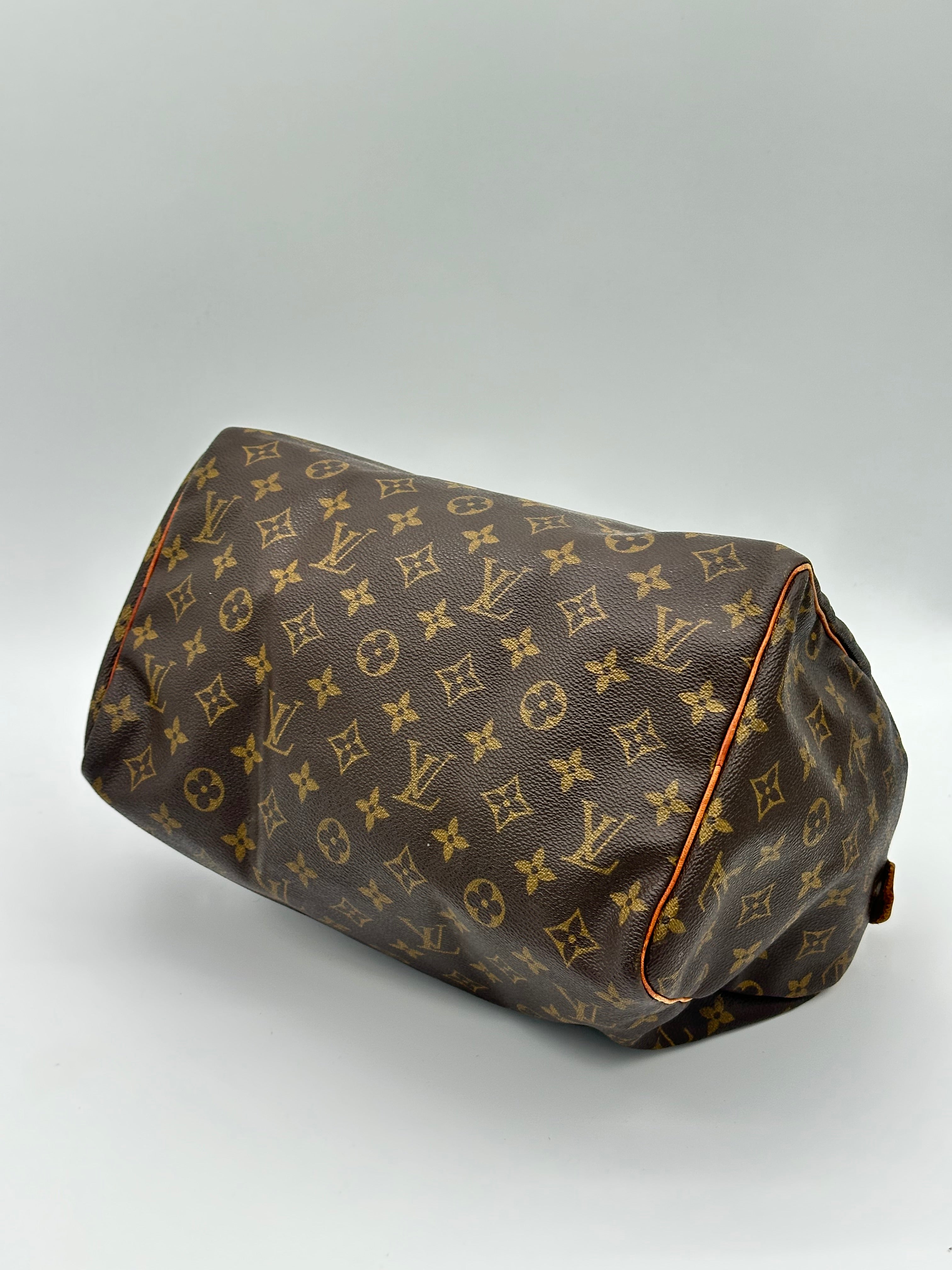 Louis Vuitton Speedy 30