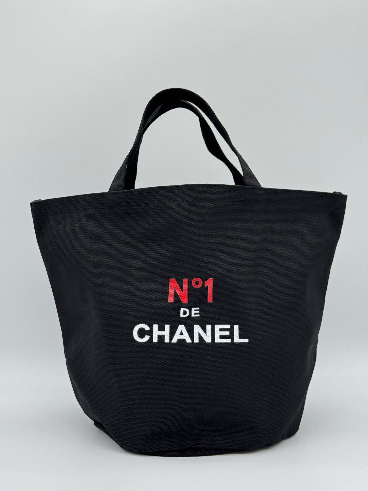 Pre-loved Chanel No.1 Tote Bag | Pepper Luxury Vintage