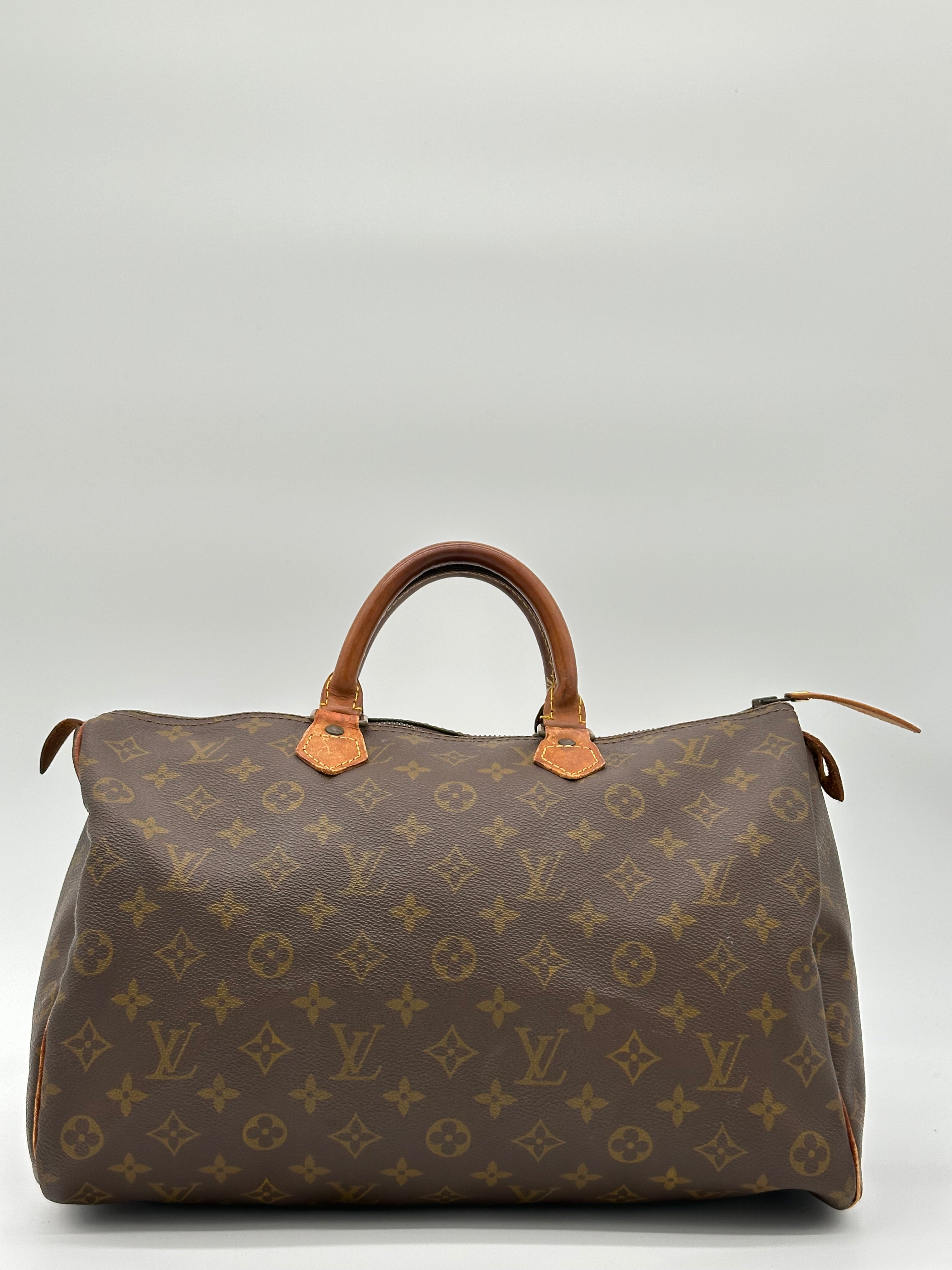 Louis Vuitton Speedy 35