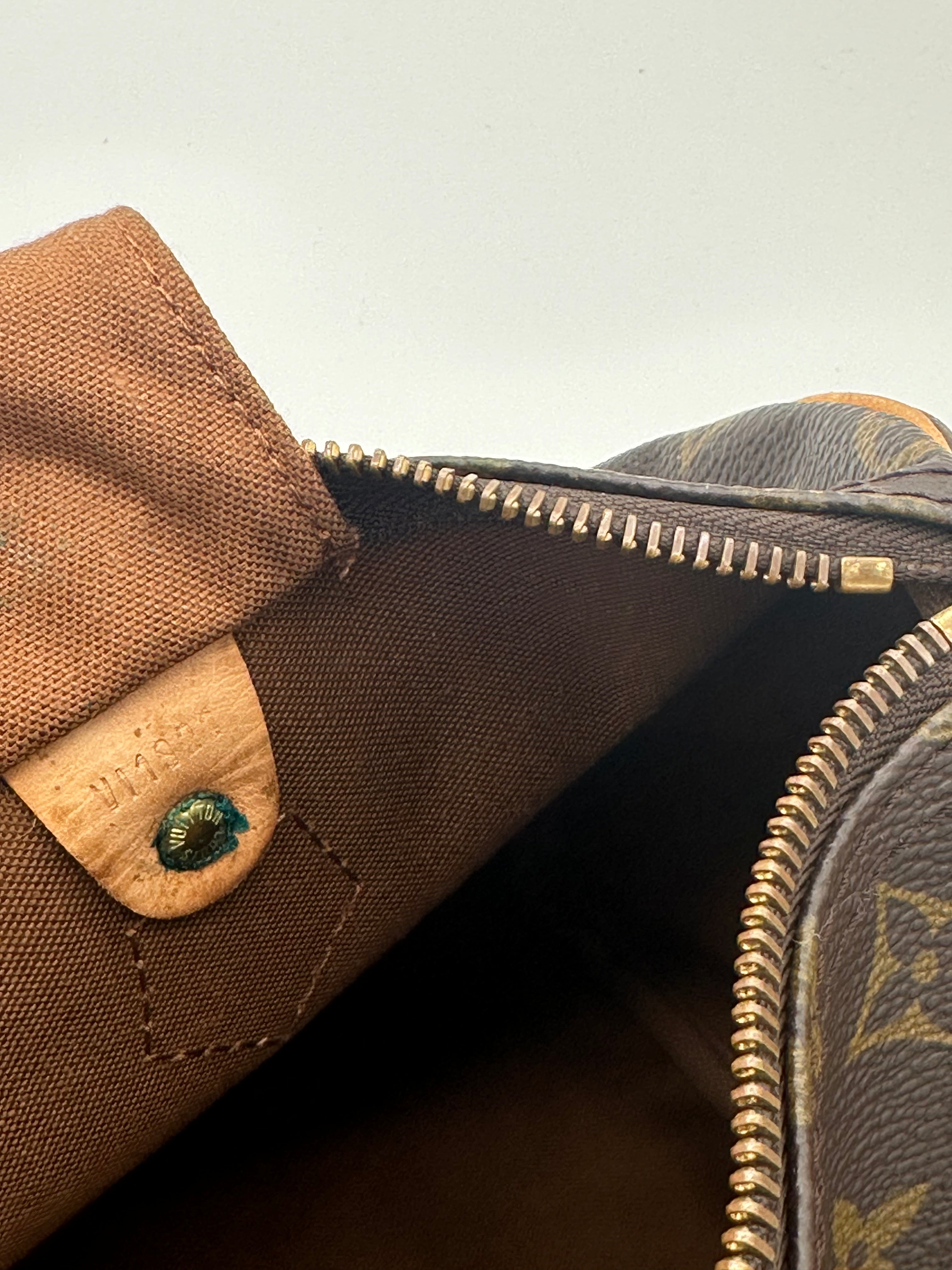 Louis Vuitton Speedy 30