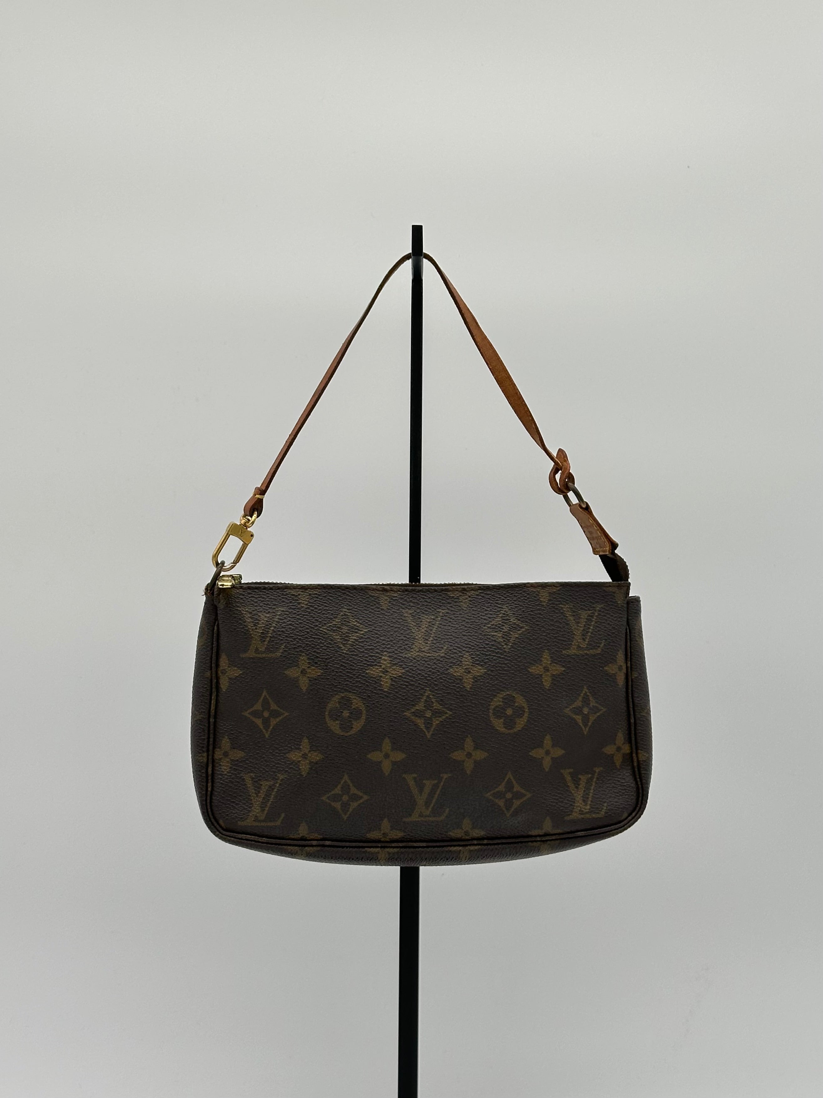 Louis Vuitton Pochette Accessoires