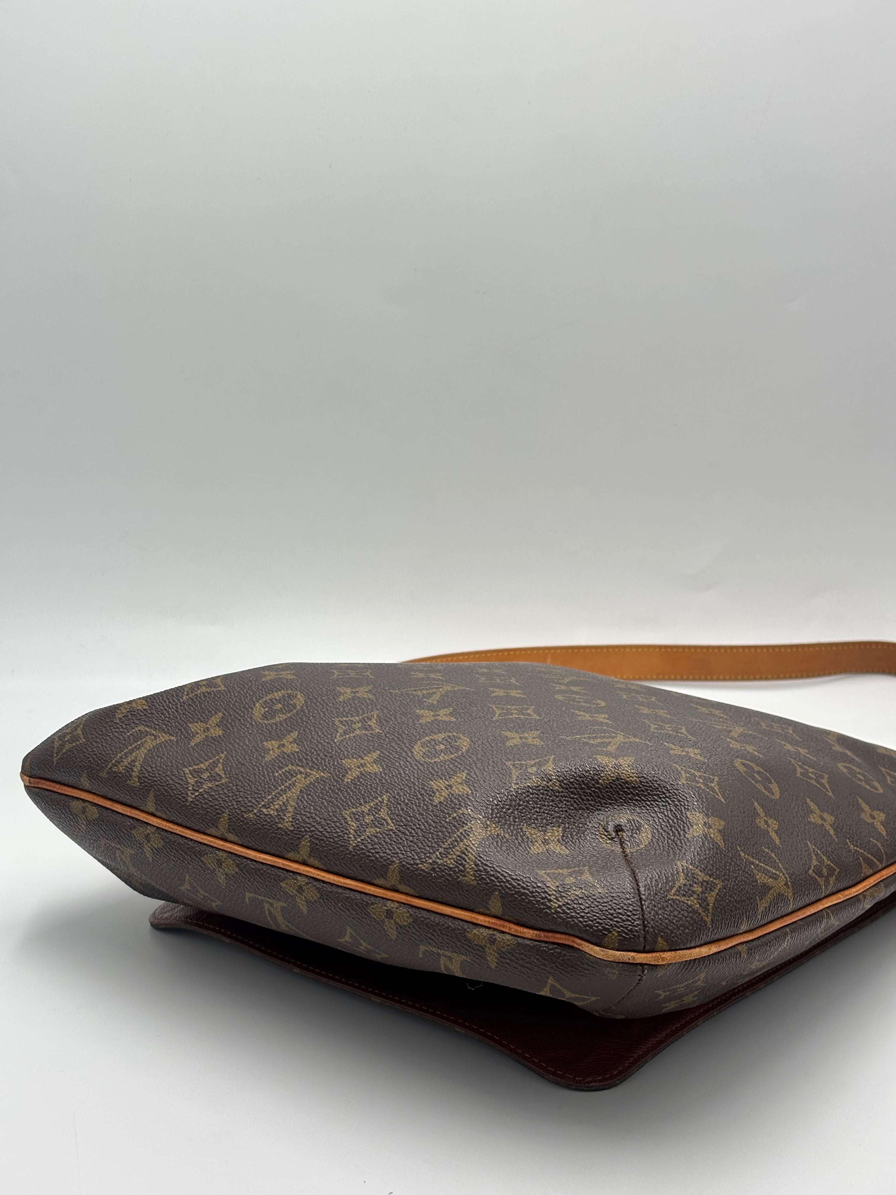 Louis Vuitton Musette Tango