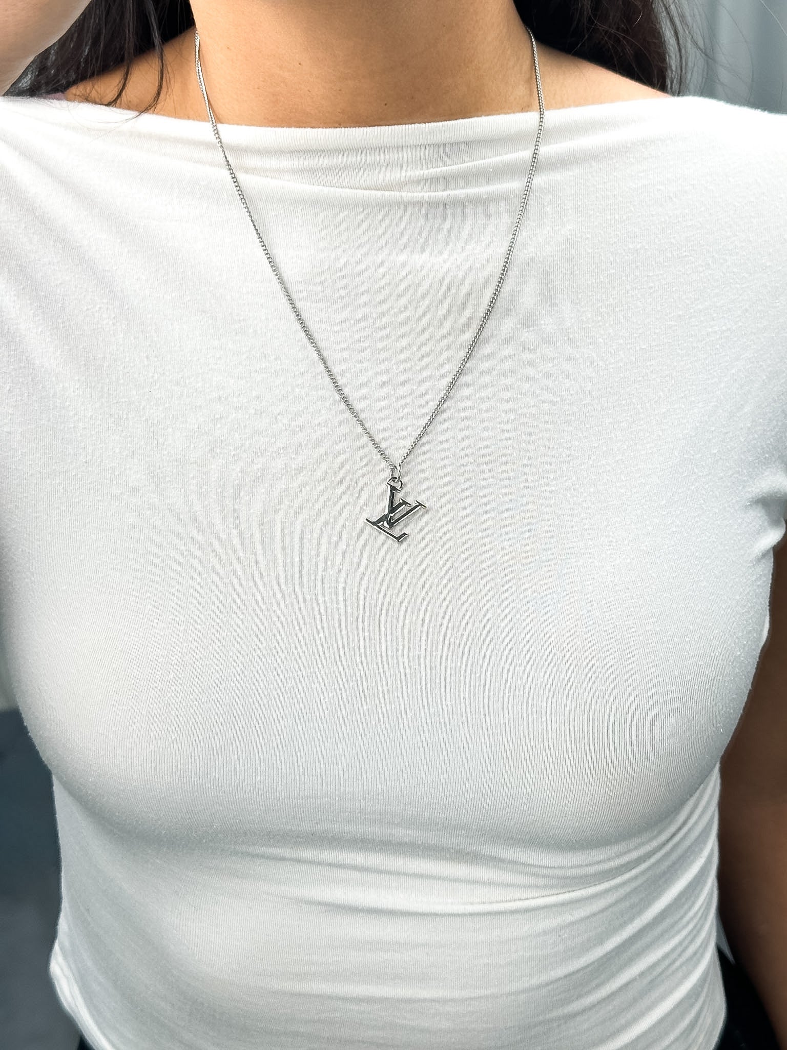 Louis Vuitton Signature Necklace