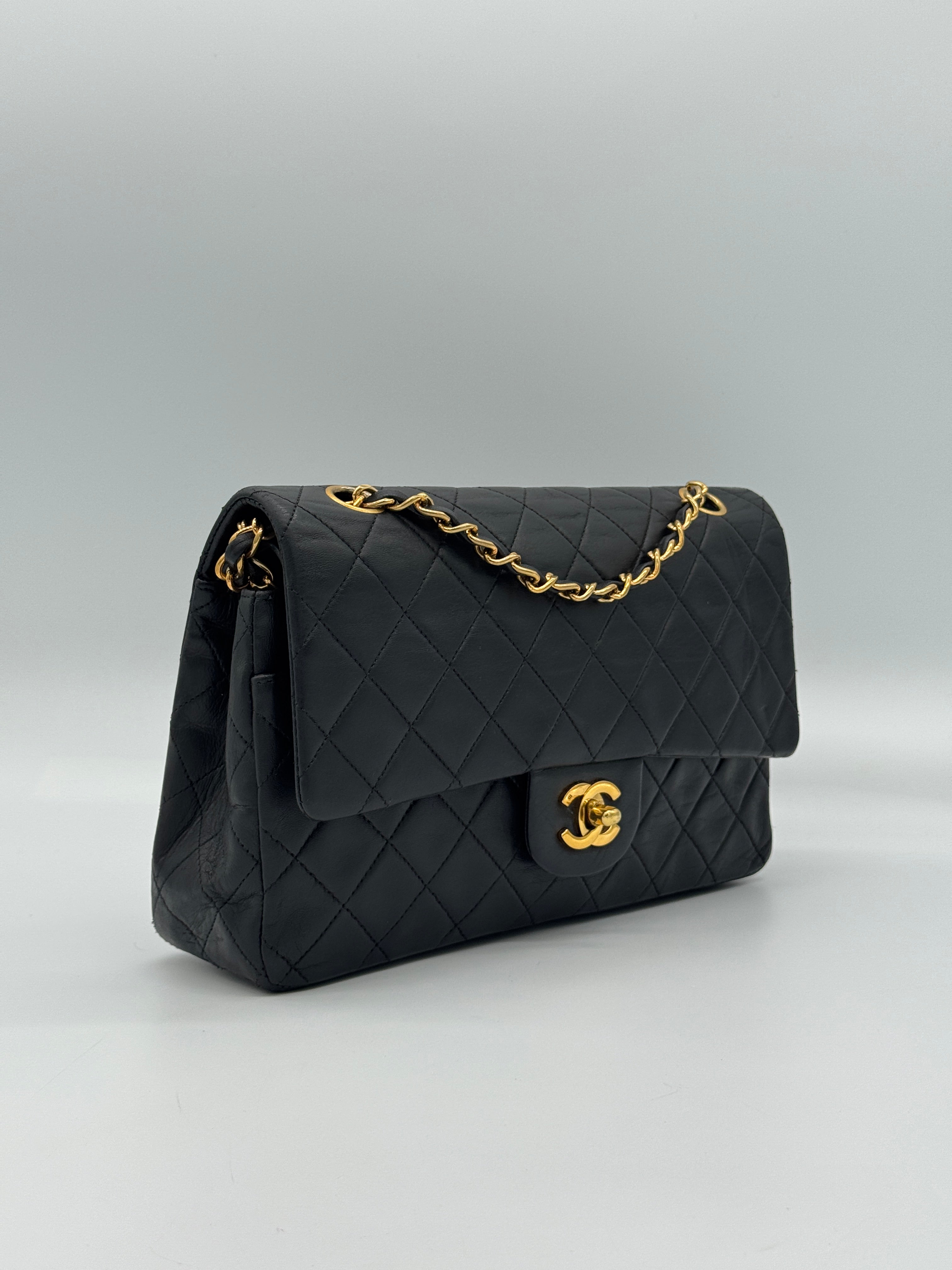 Chanel Classic Medium