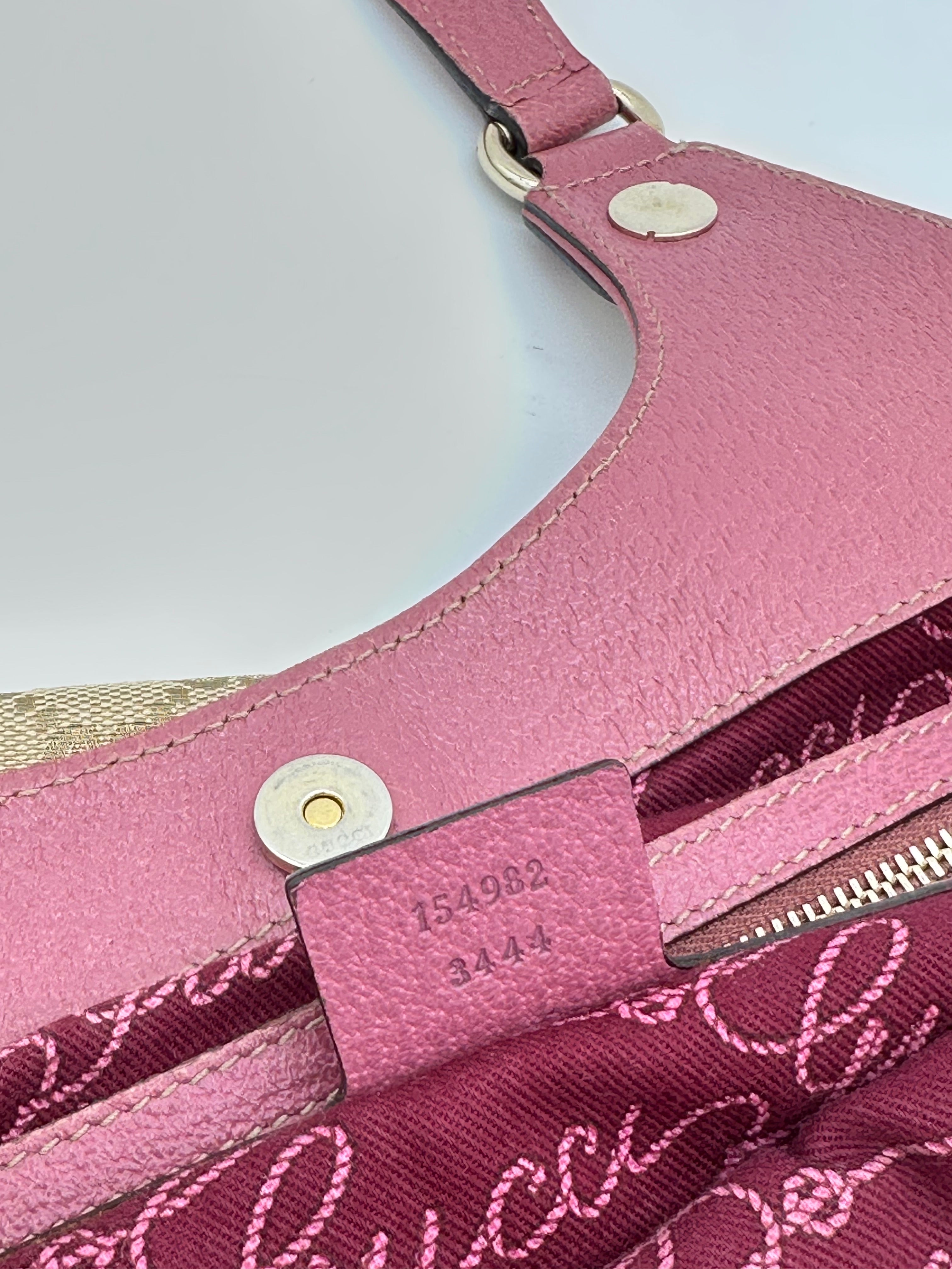 Gucci Canvas Charmy