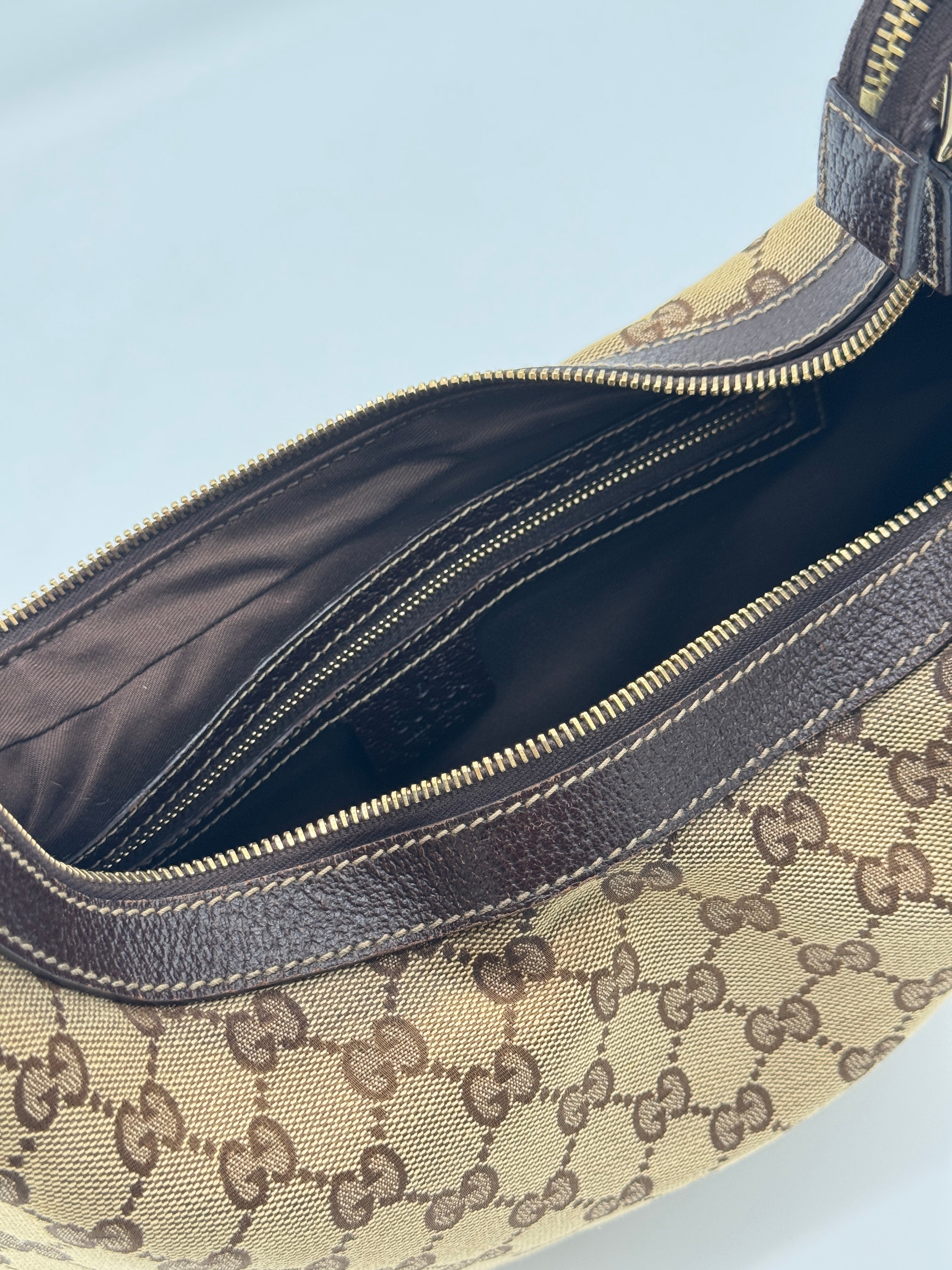Gucci Charmy Hobo