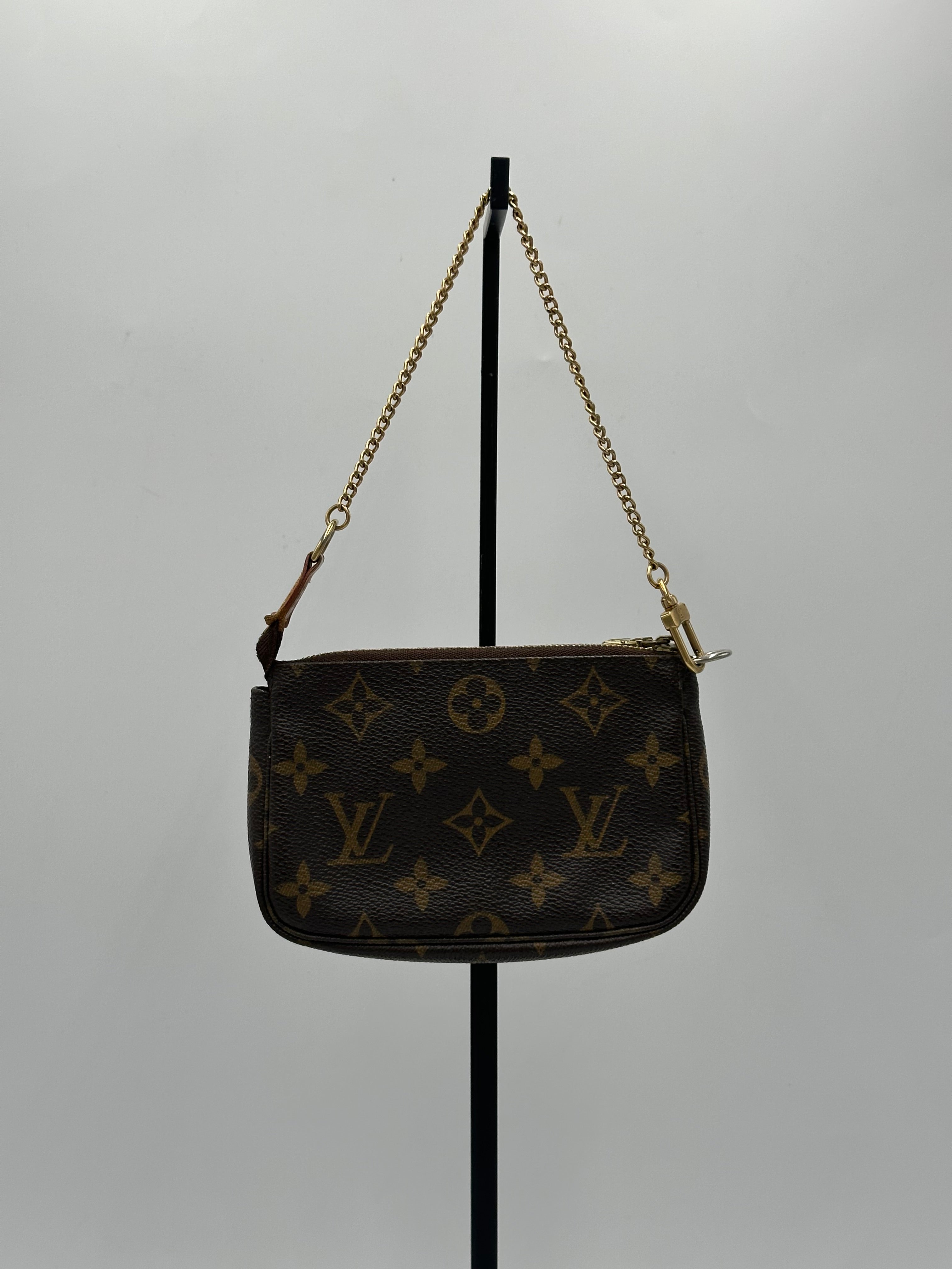 Louis Vuitton Mini Pochette Accessoires