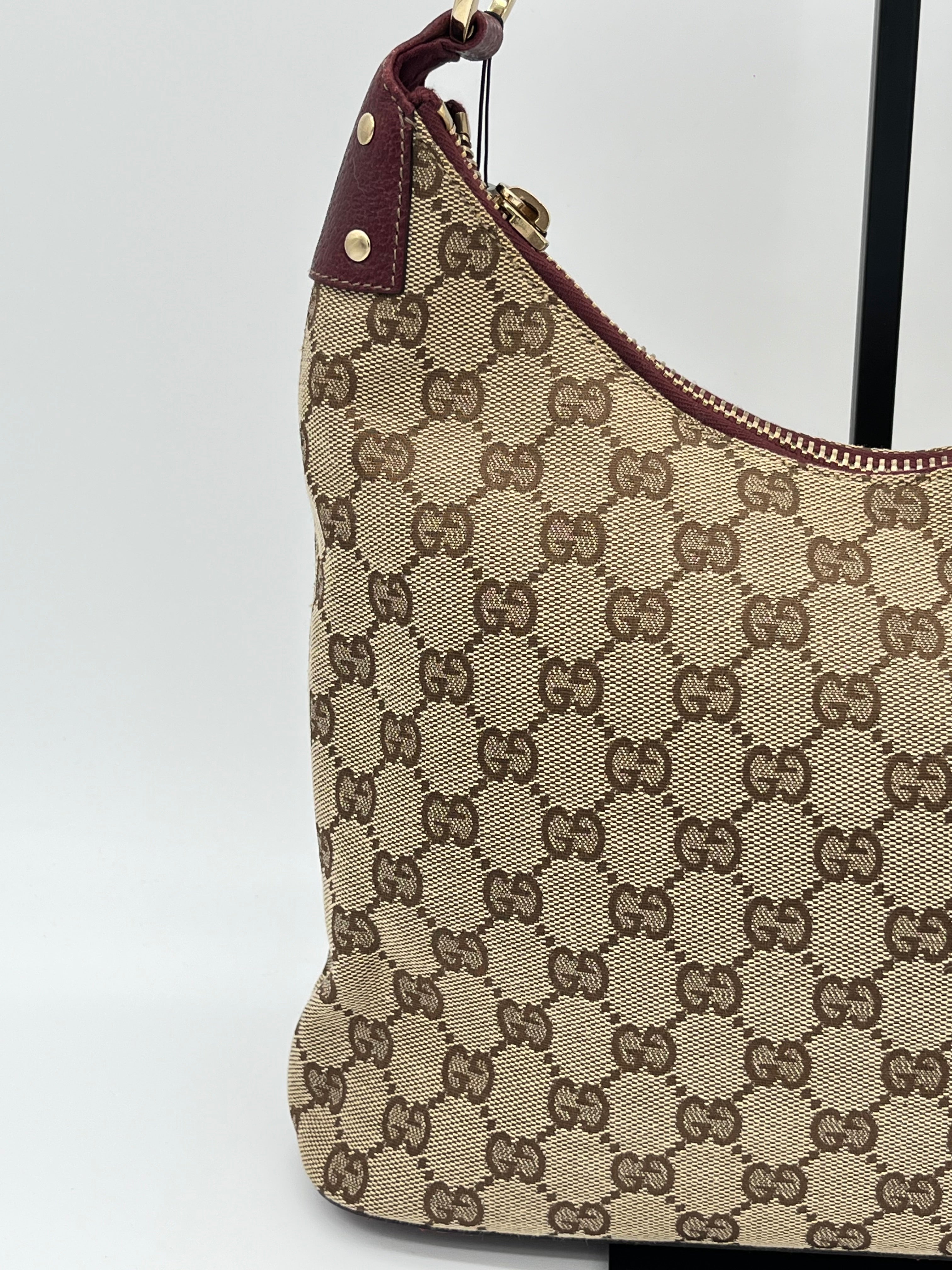 Gucci Lock Canvas