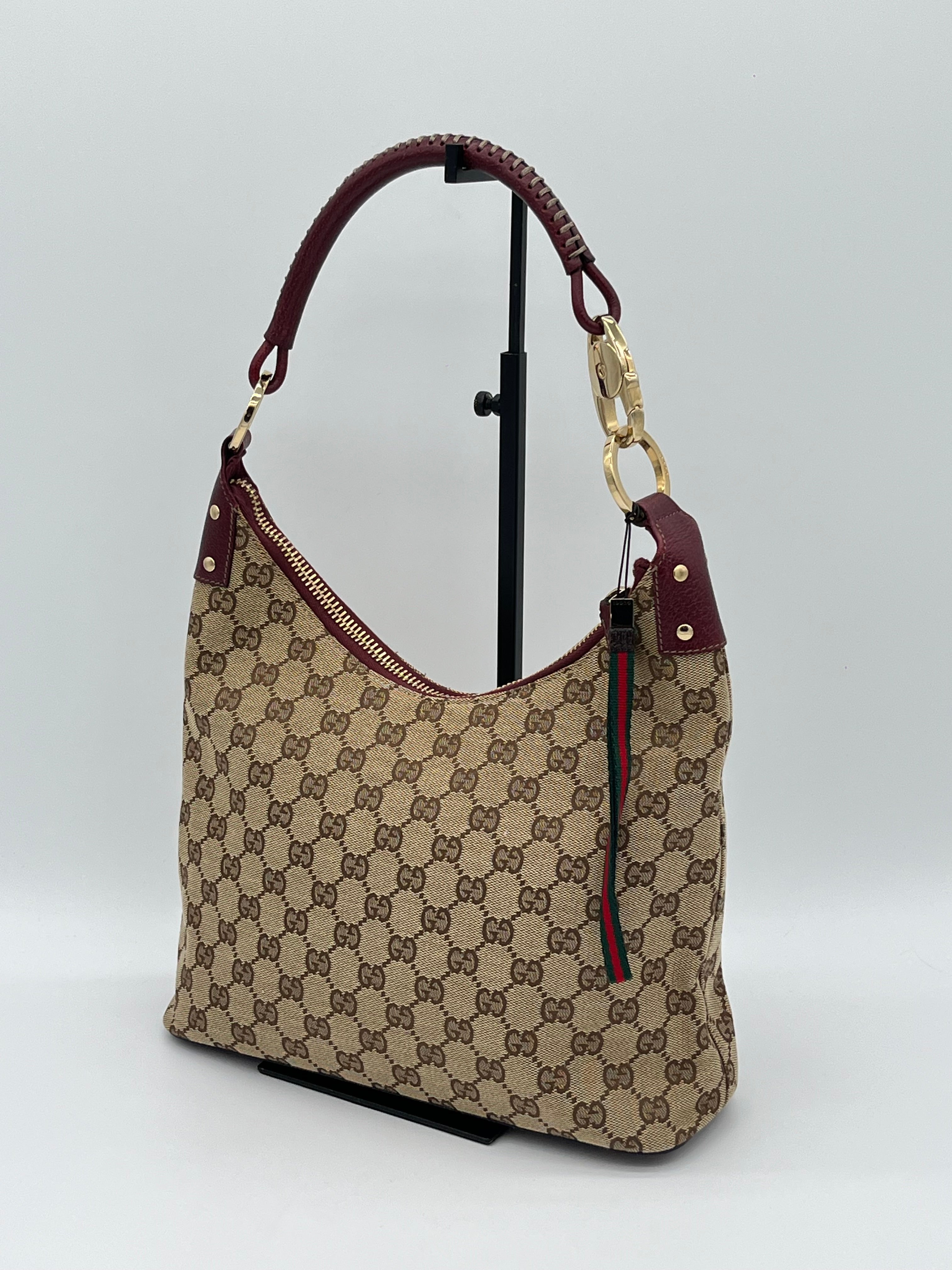 Gucci Lock Canvas