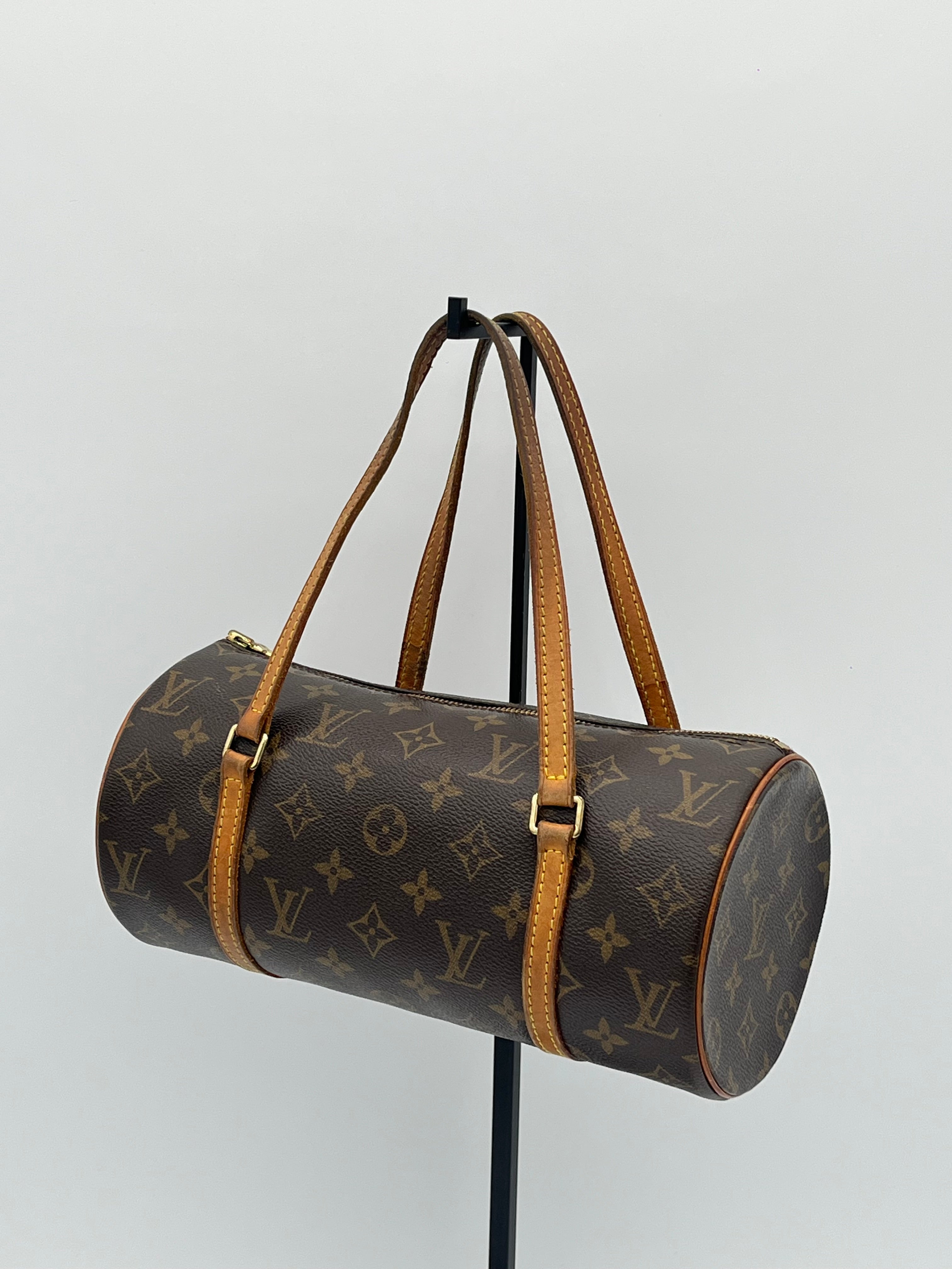 Louis Vuitton Papillon 26