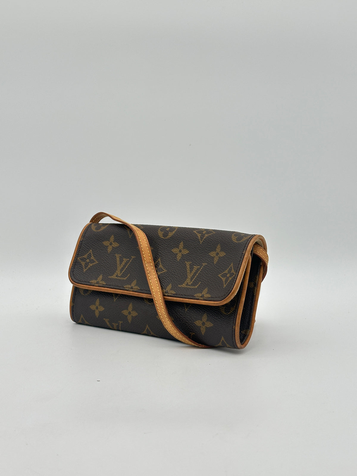 Louis Vuitton Twin Pochette PM