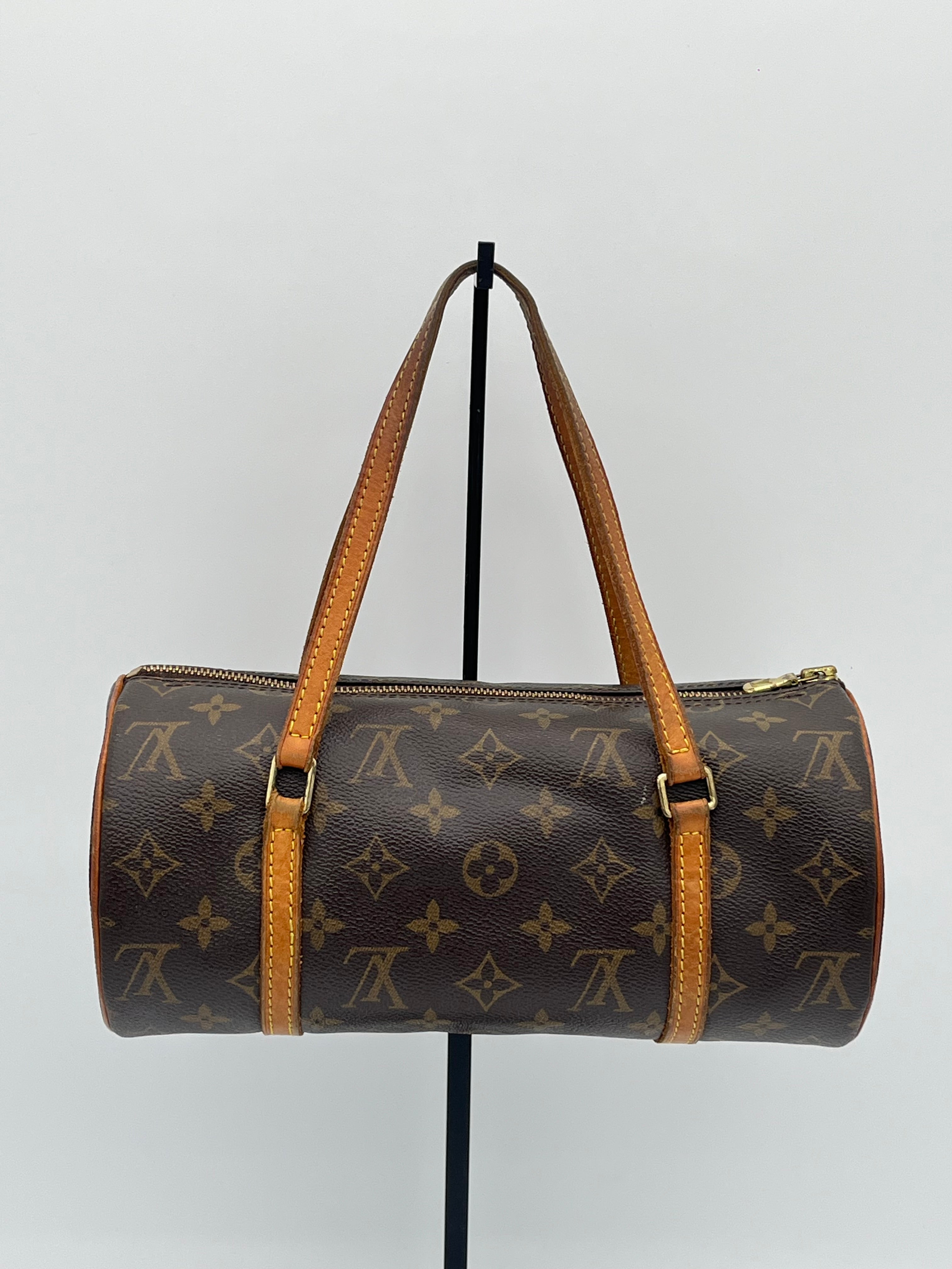 Louis Vuitton Papillon 26