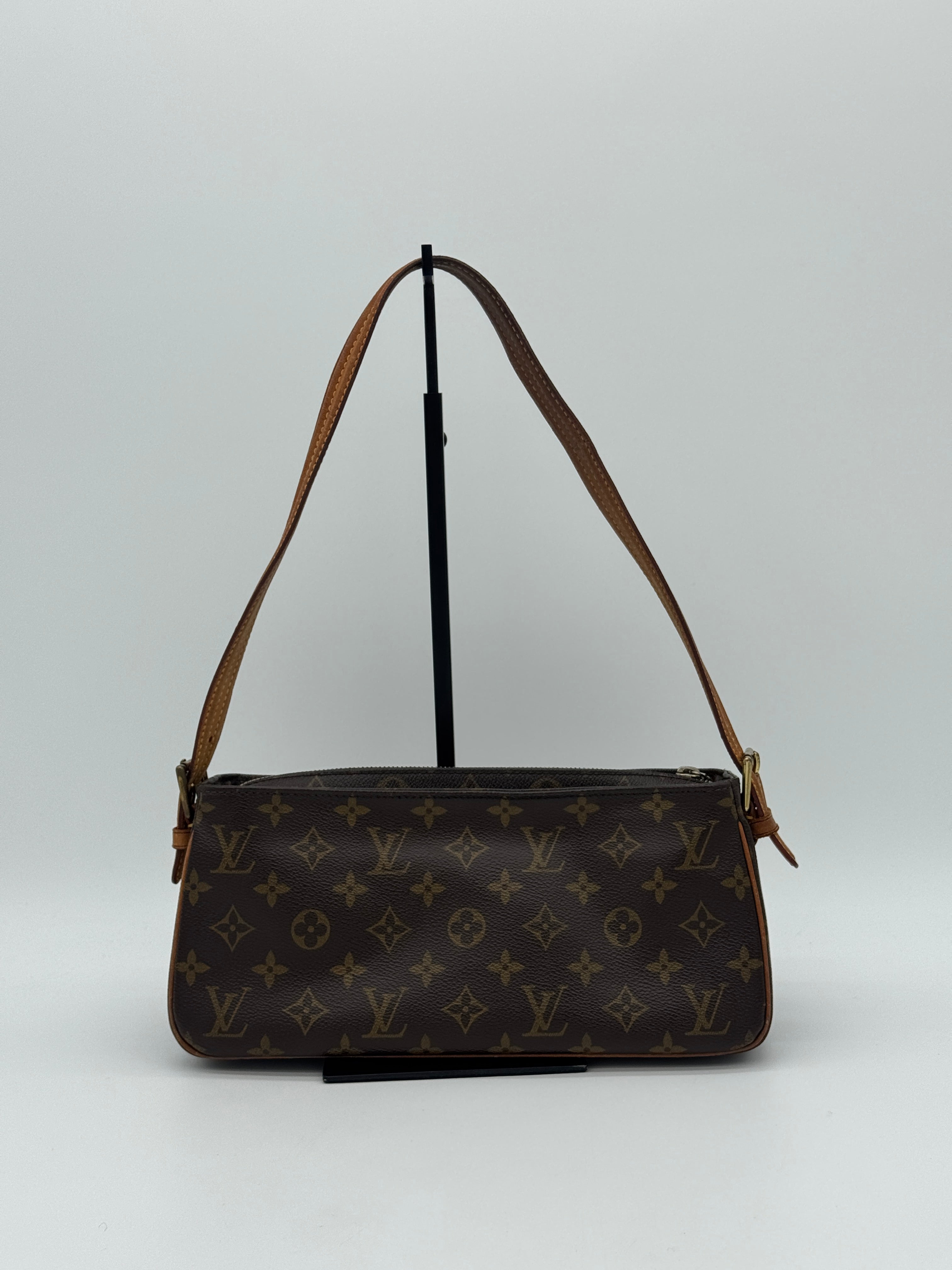Pre-loved Louis Vuitton Viva Cité MM | Pepper Luxury Vintage