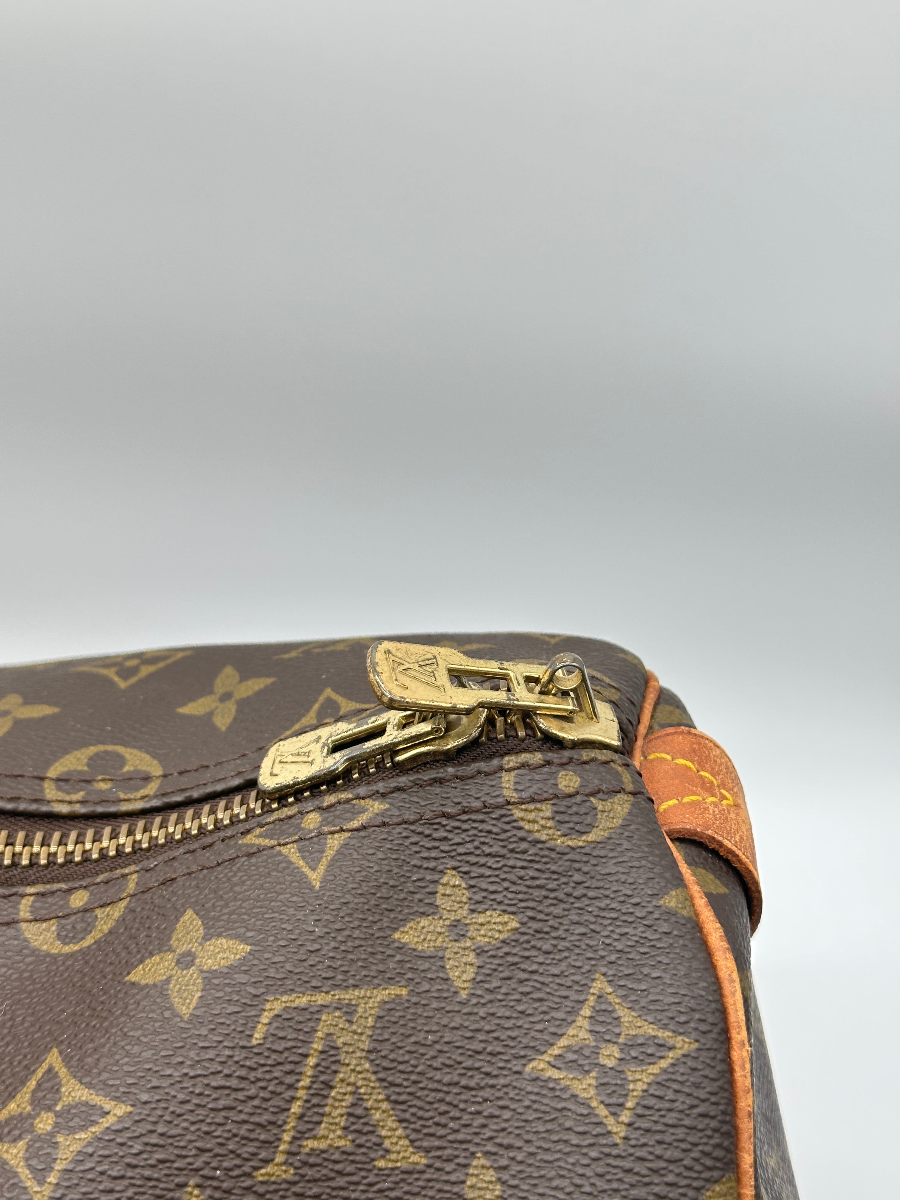 Louis Vuitton Keepall 50