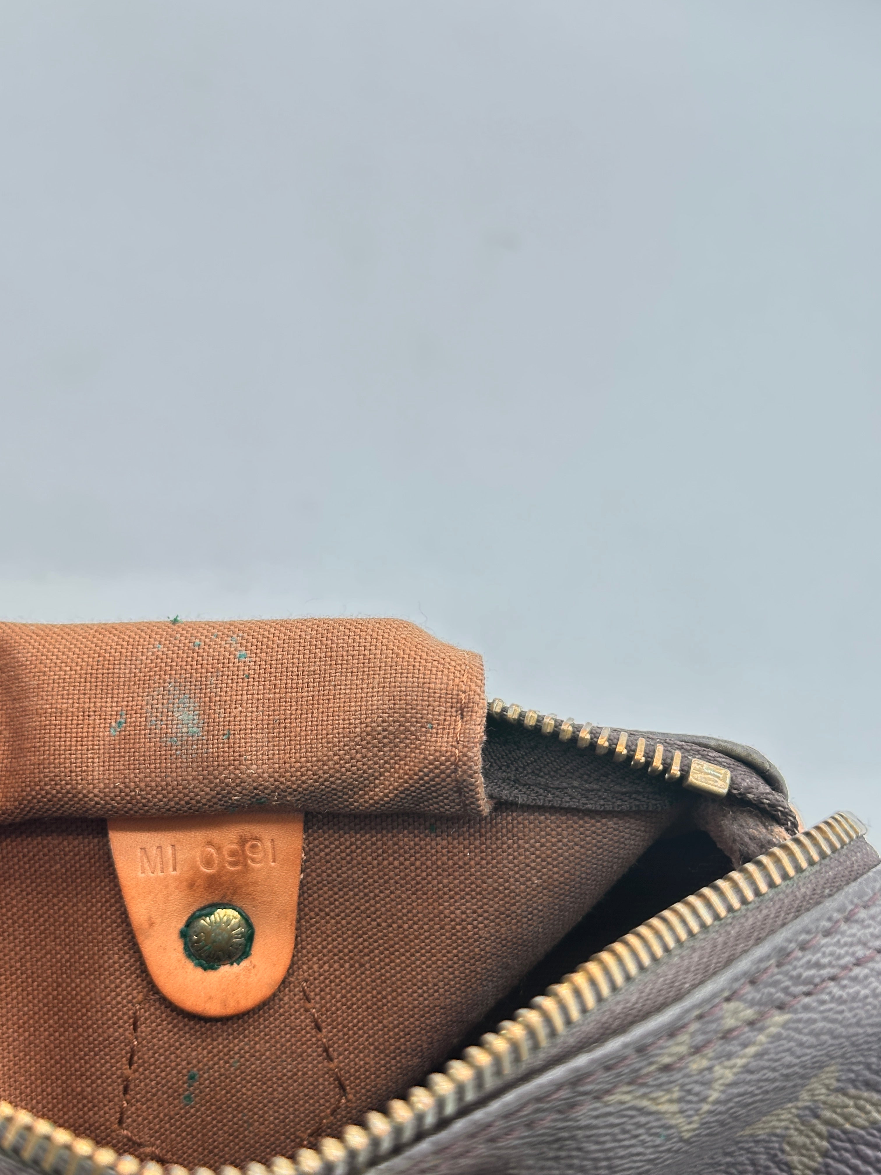 Louis Vuitton Speedy 25
