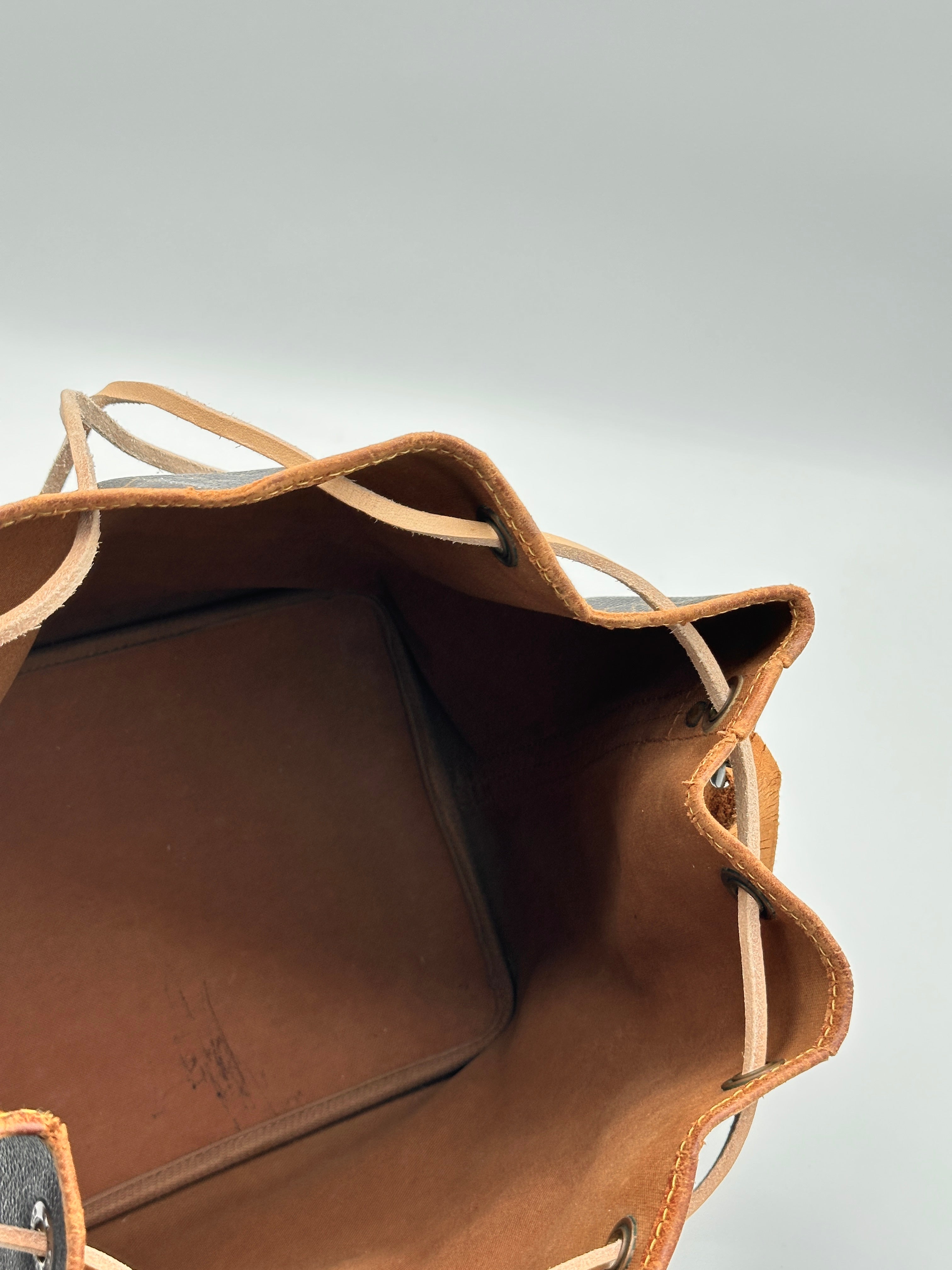 Pre-loved Louis Vuitton Petit Noé | Pepper Luxury Vintage