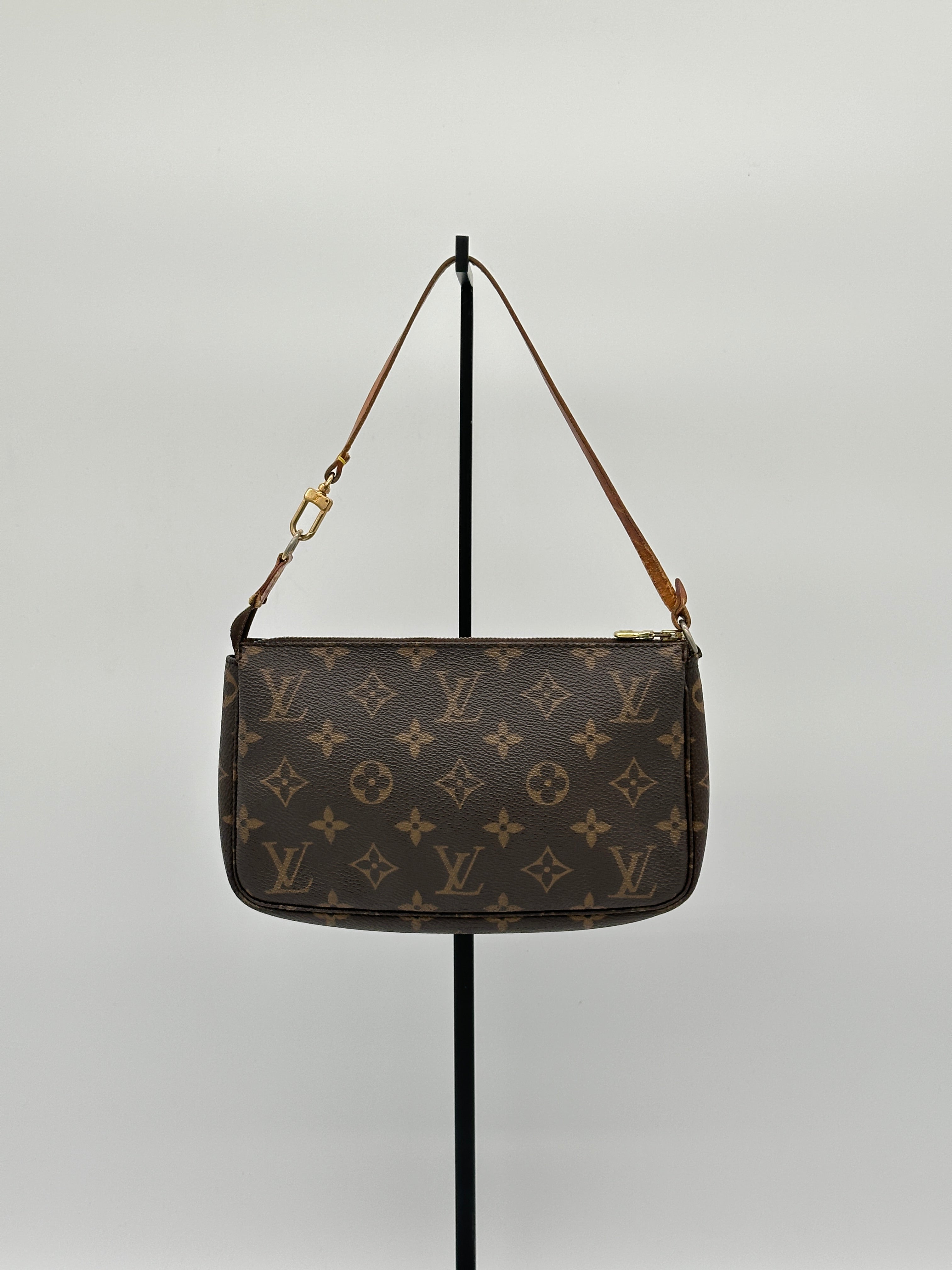 Louis Vuitton Pochette Accessoires