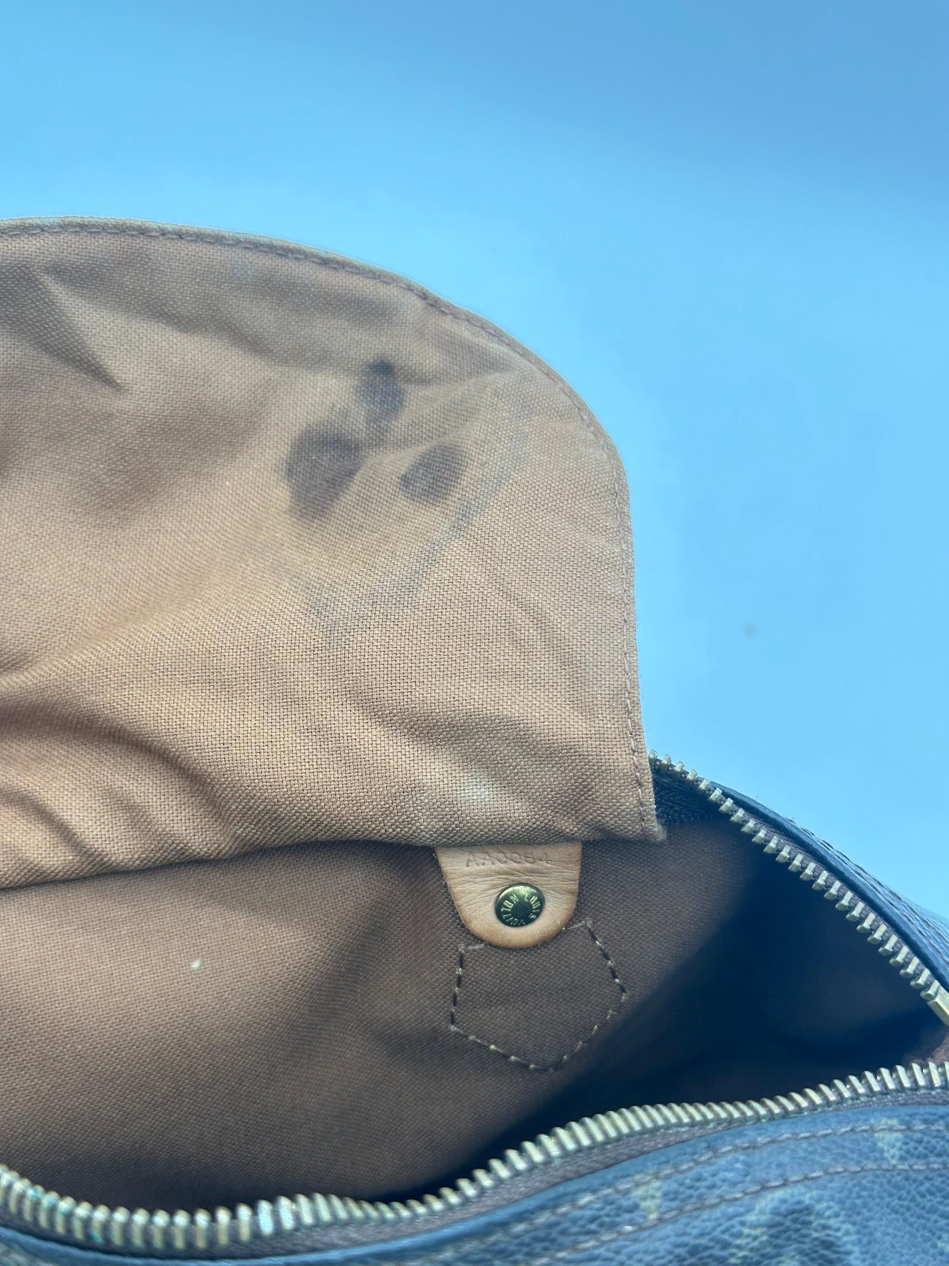 Louis Vuitton Speedy 30