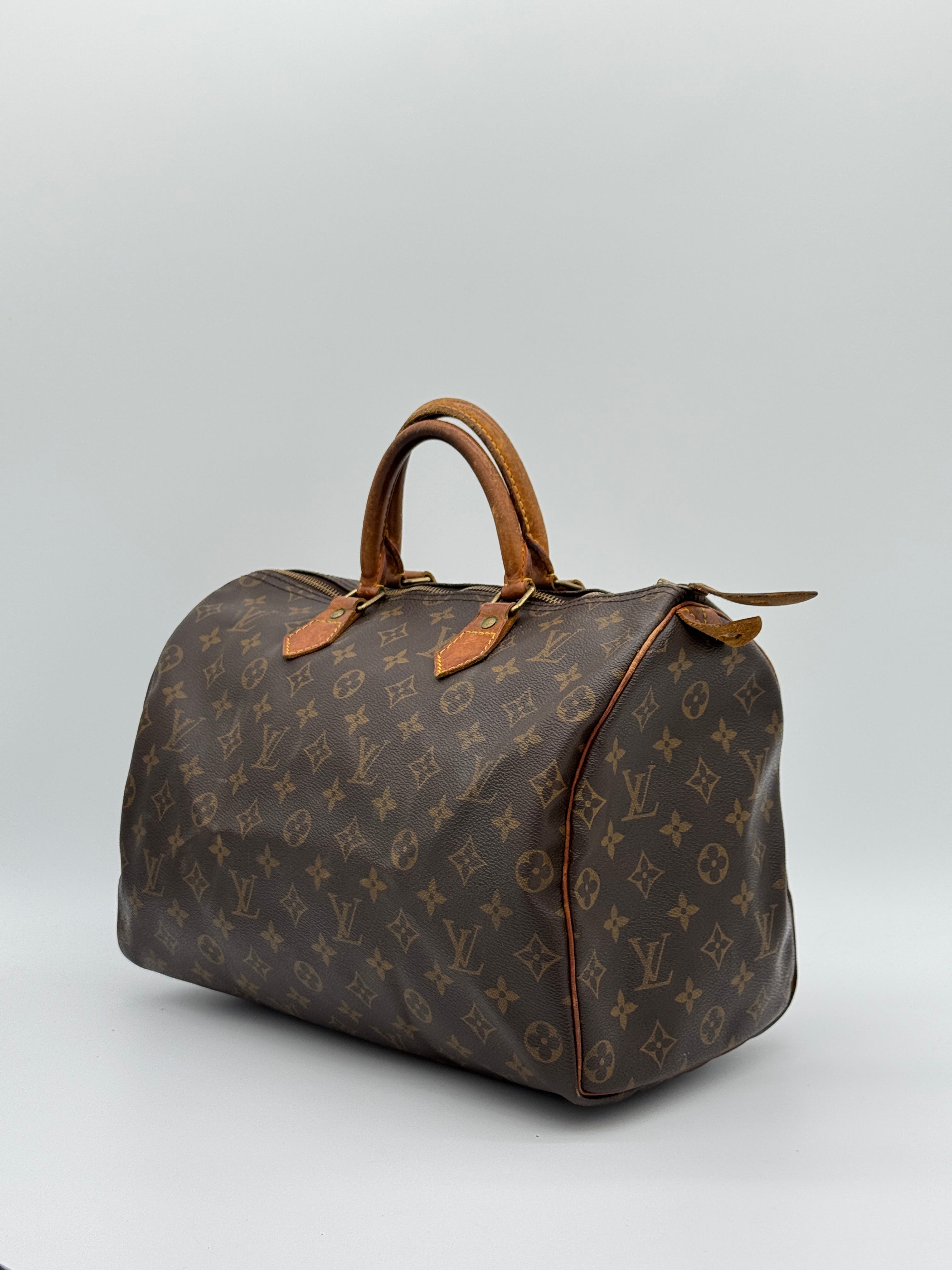 Louis Vuitton Speedy 35