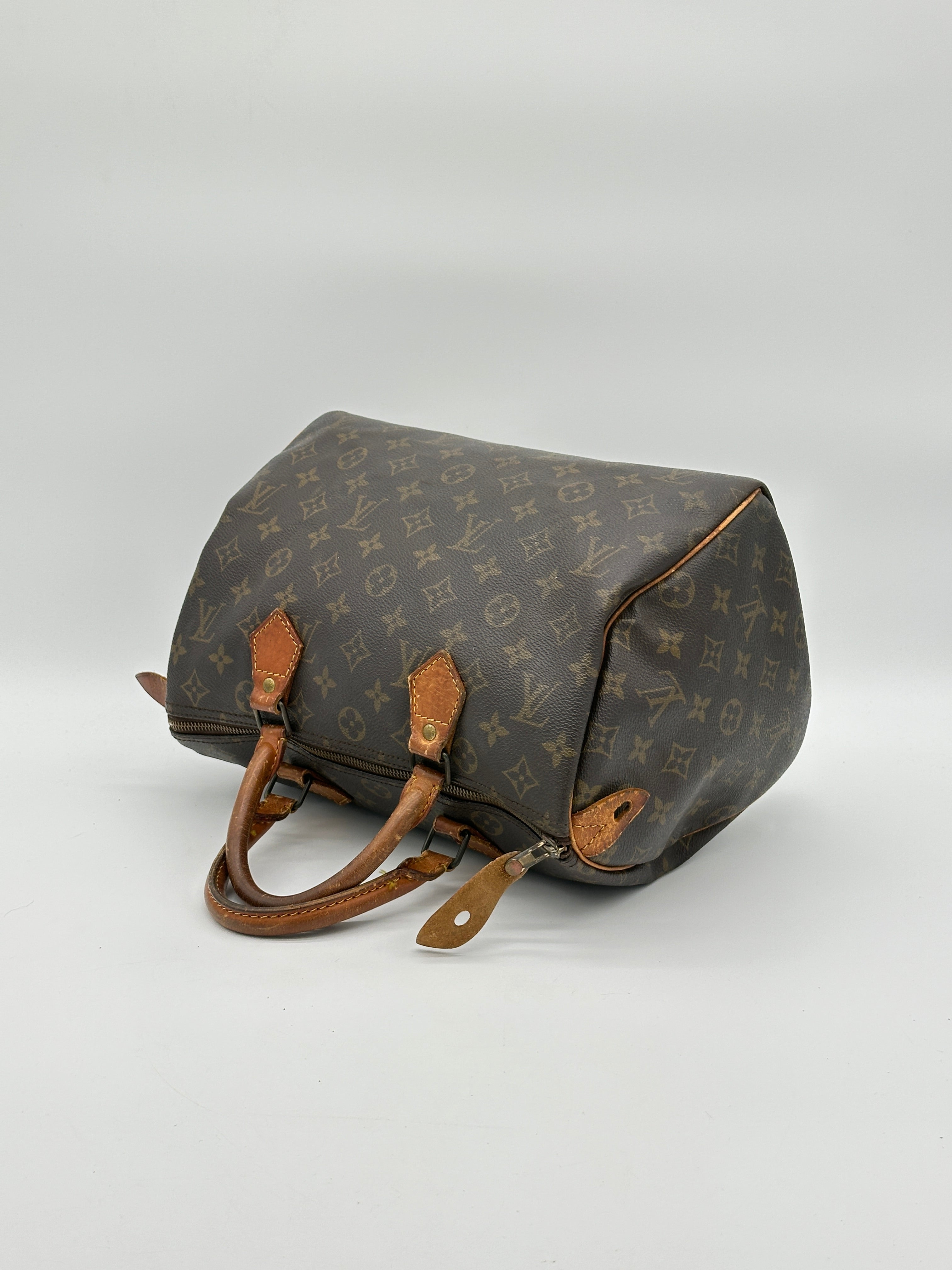 Louis Vuitton Speedy 30