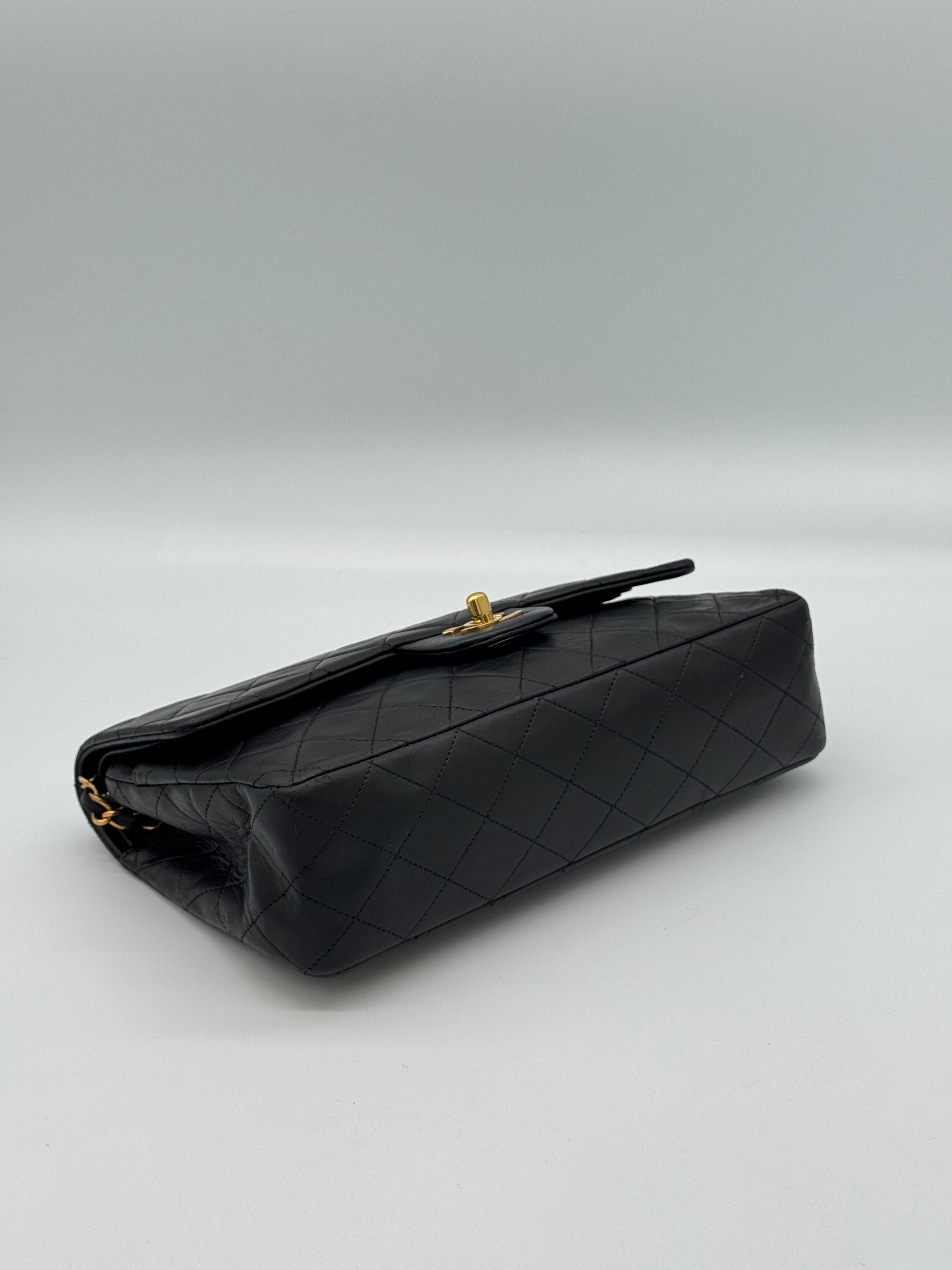 Chanel Classic Medium