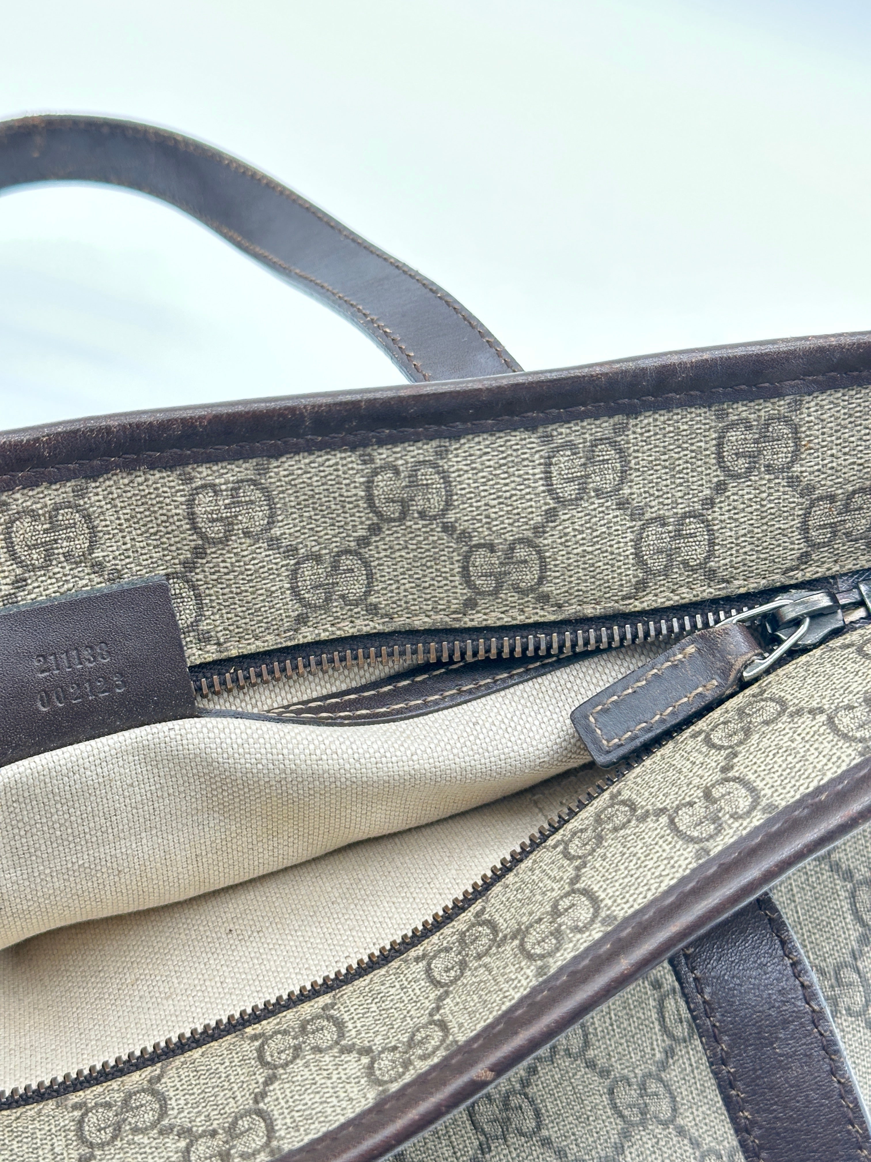 Gucci GG Supreme Tote Bag