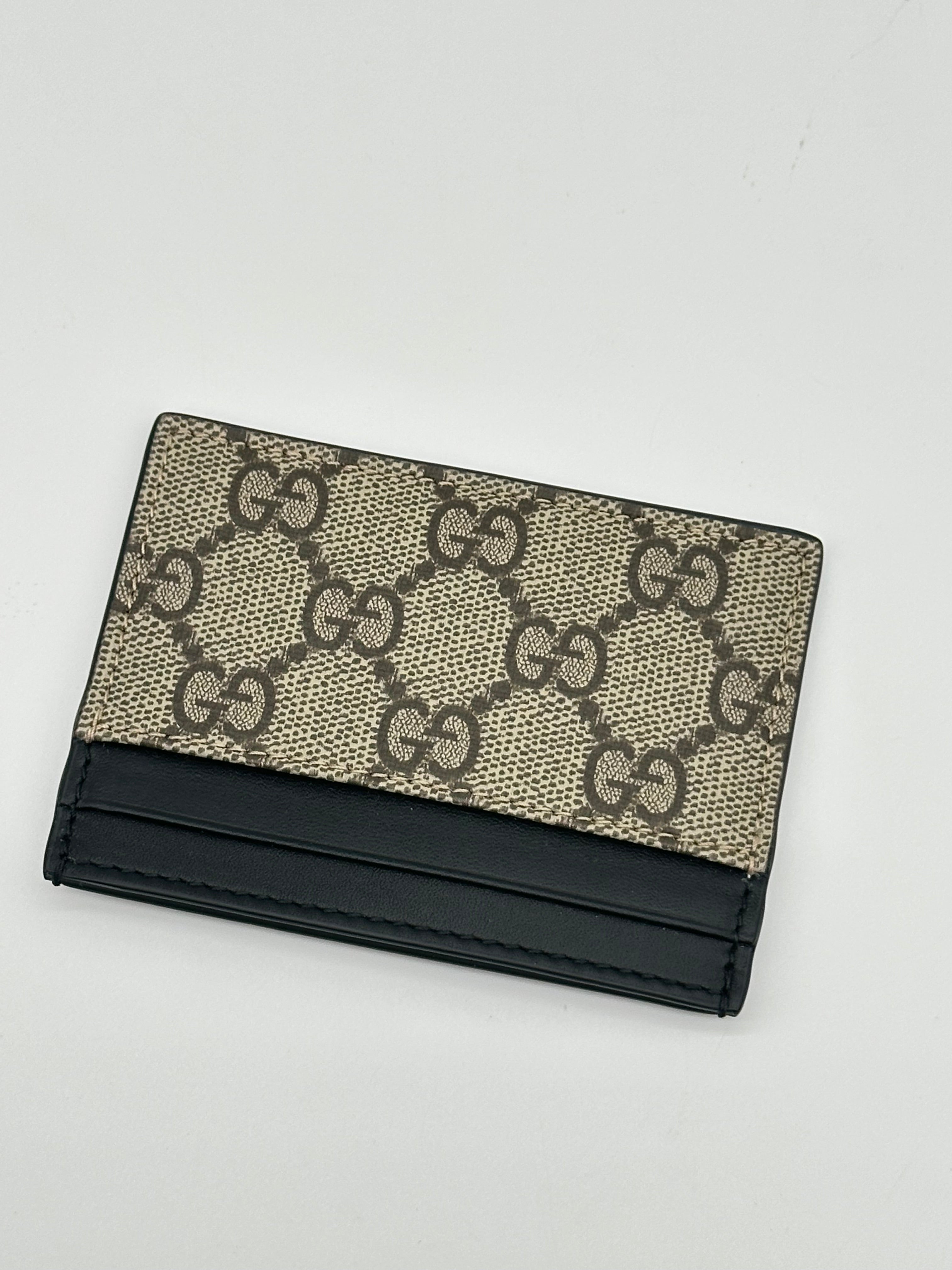 Gucci Supreme Cardcase