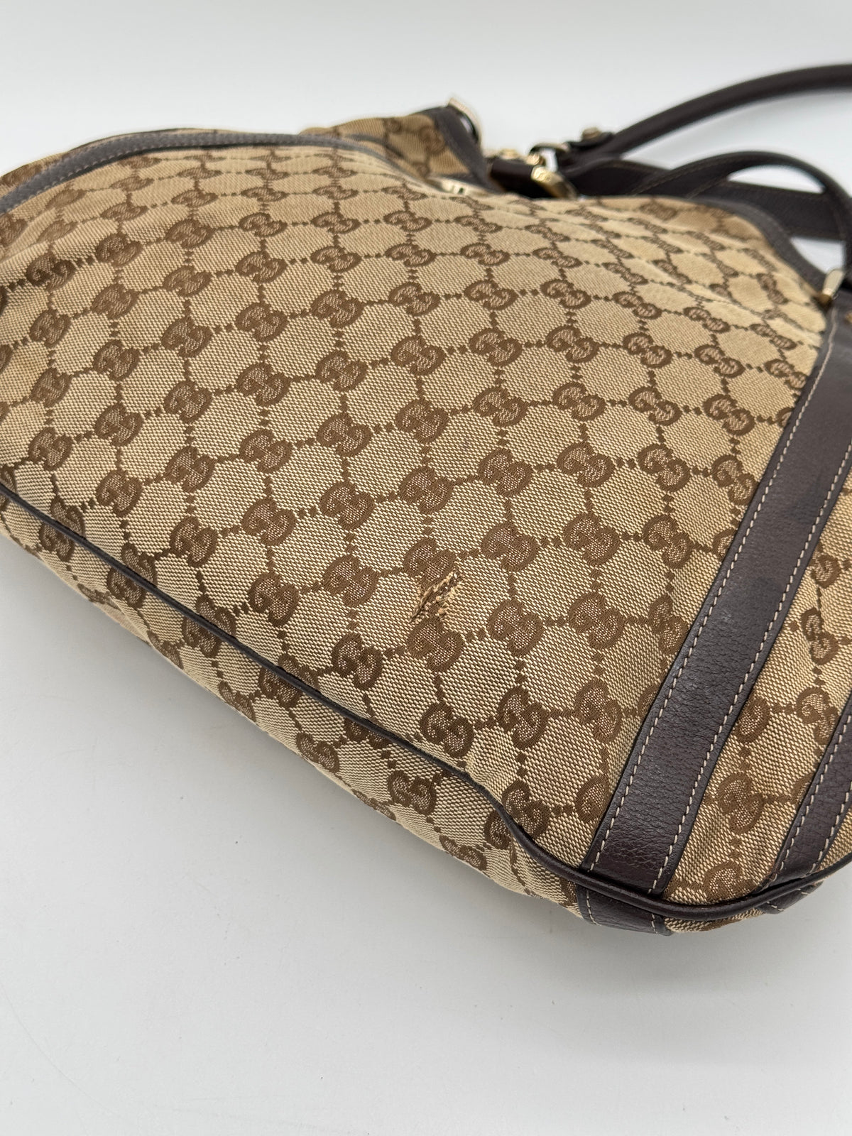 Gucci Medium Abbey Tote Bag