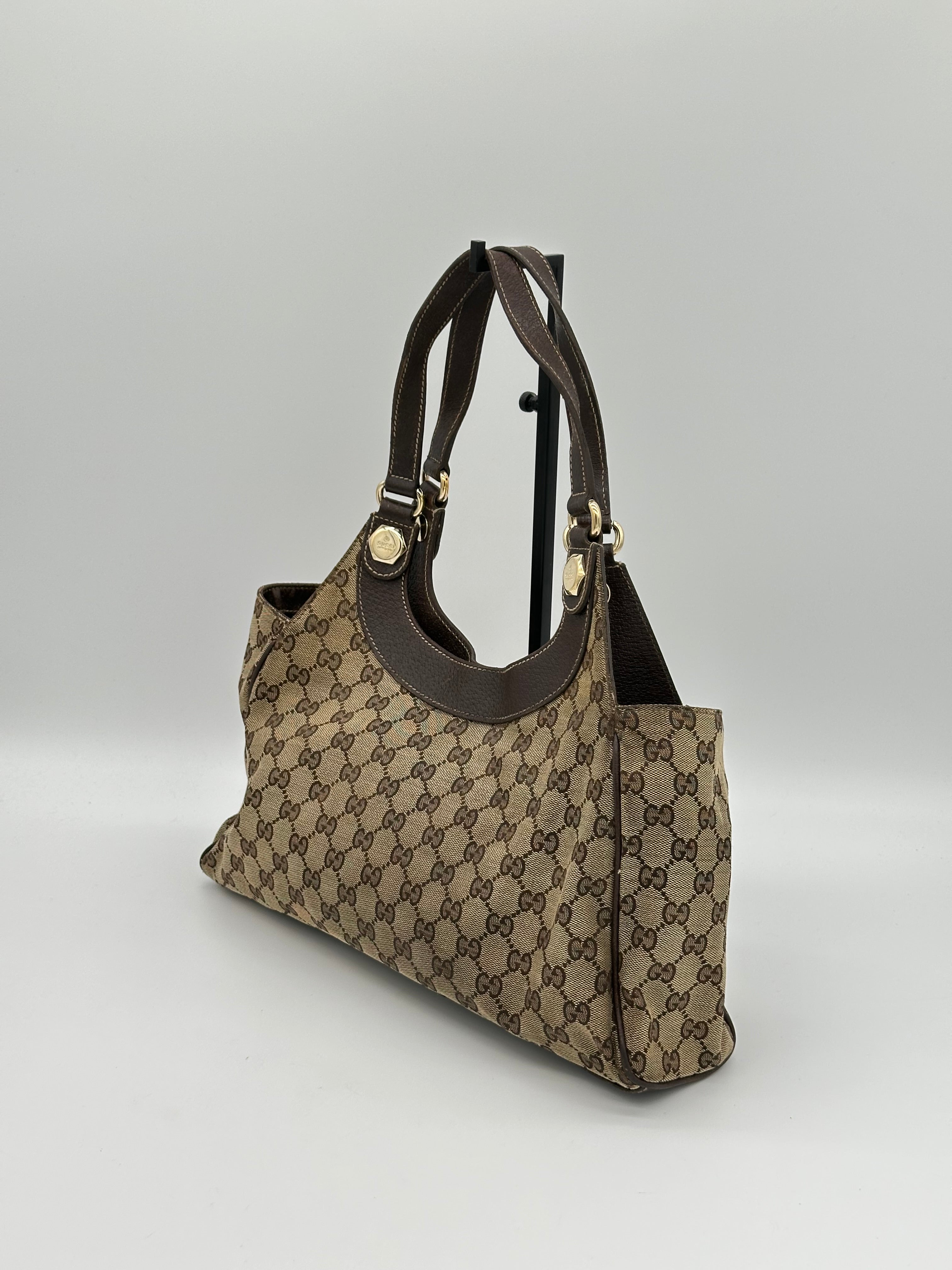 Gucci Canvas Charmy