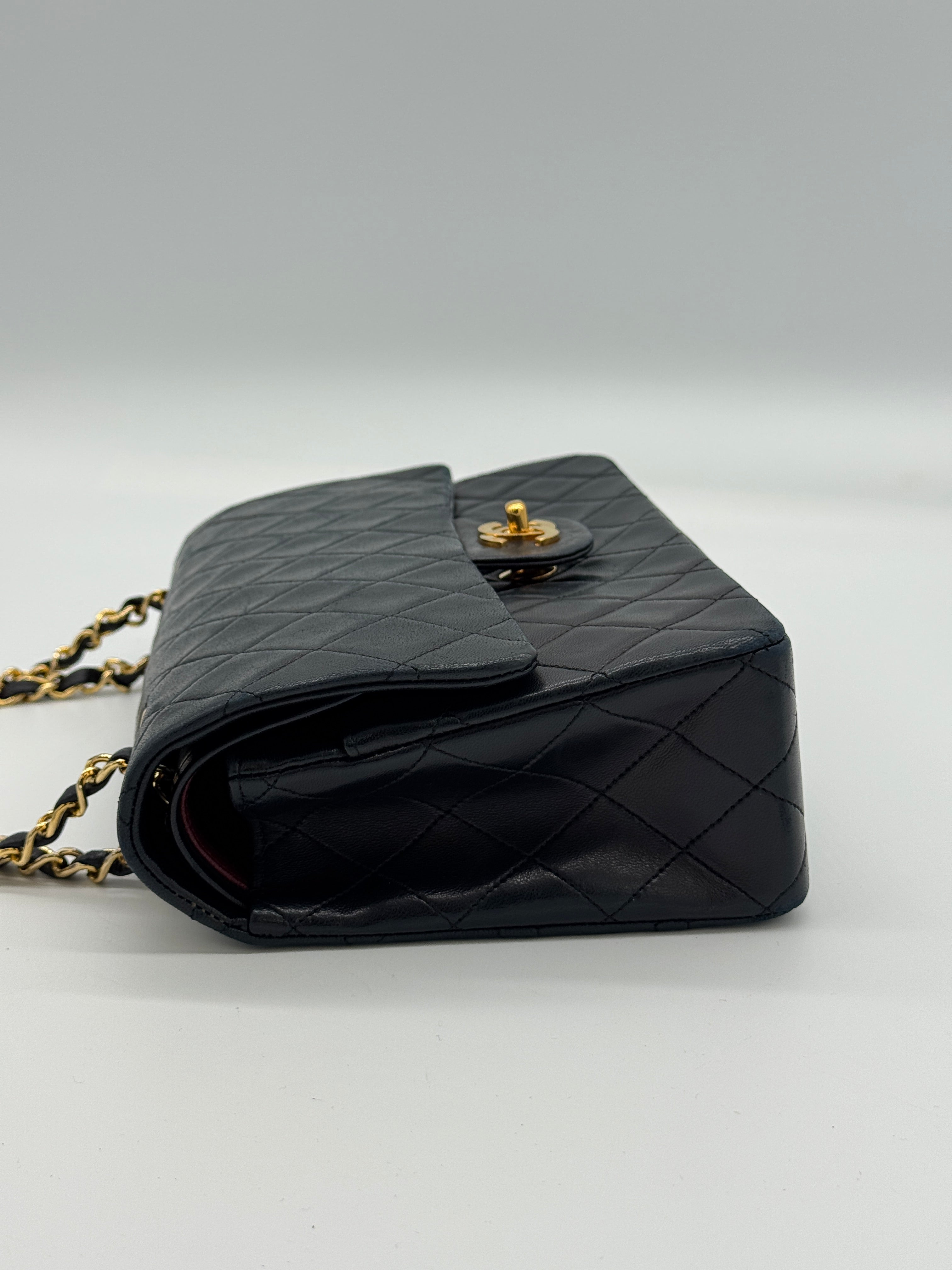 Chanel Classic Medium