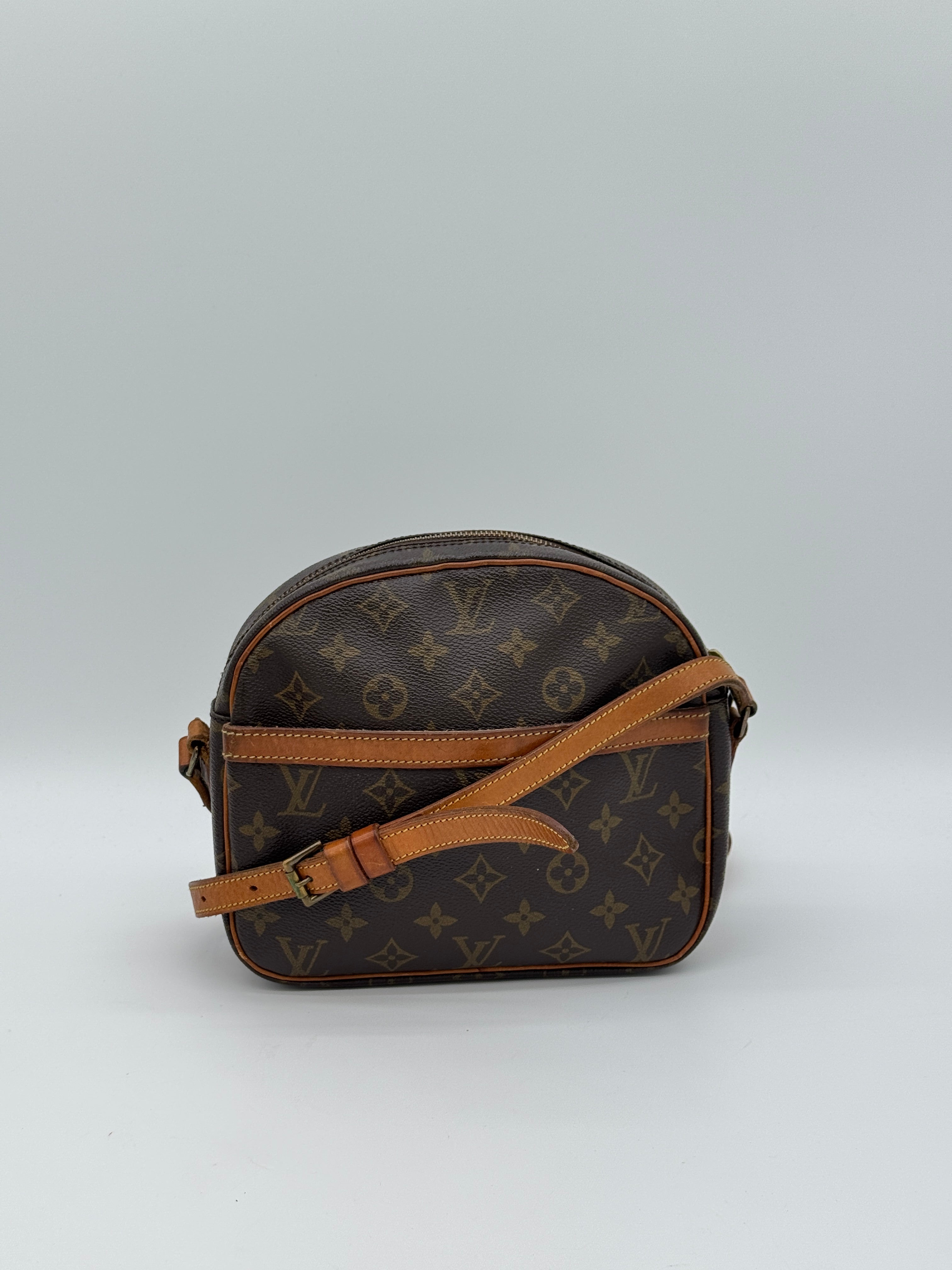 Louis Vuitton Senlis