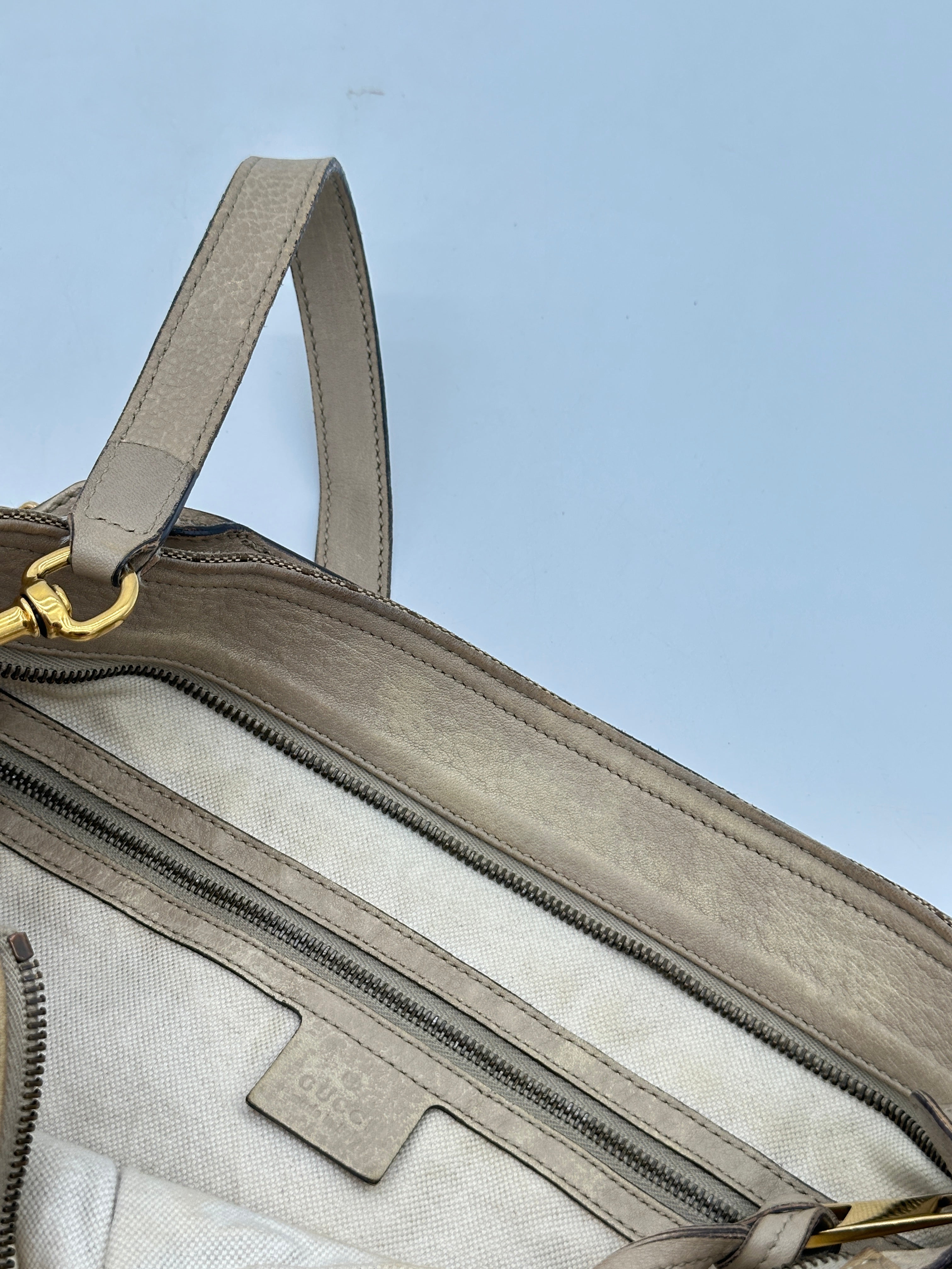 Gucci Miss Canvas