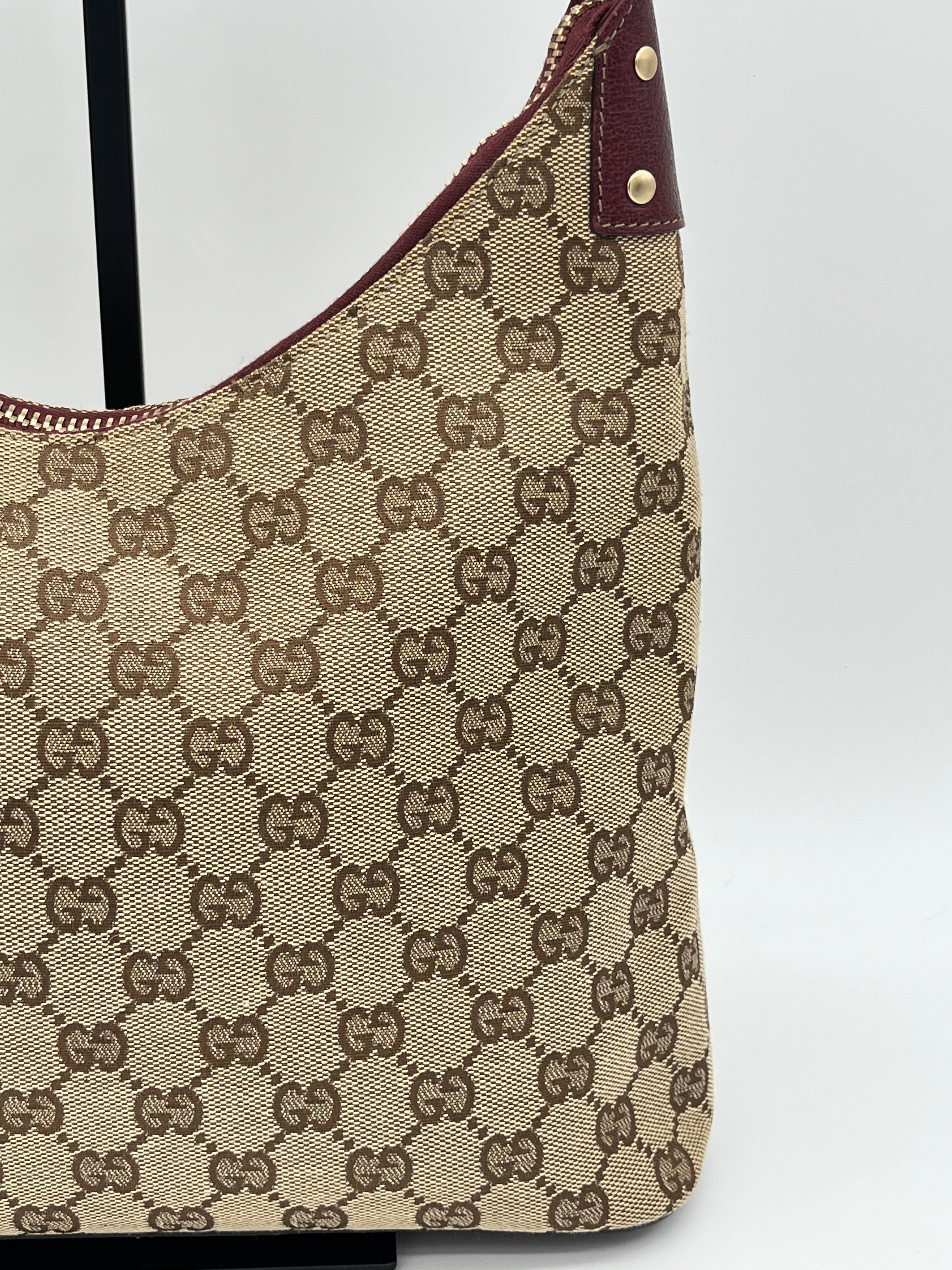 Gucci Lock Canvas