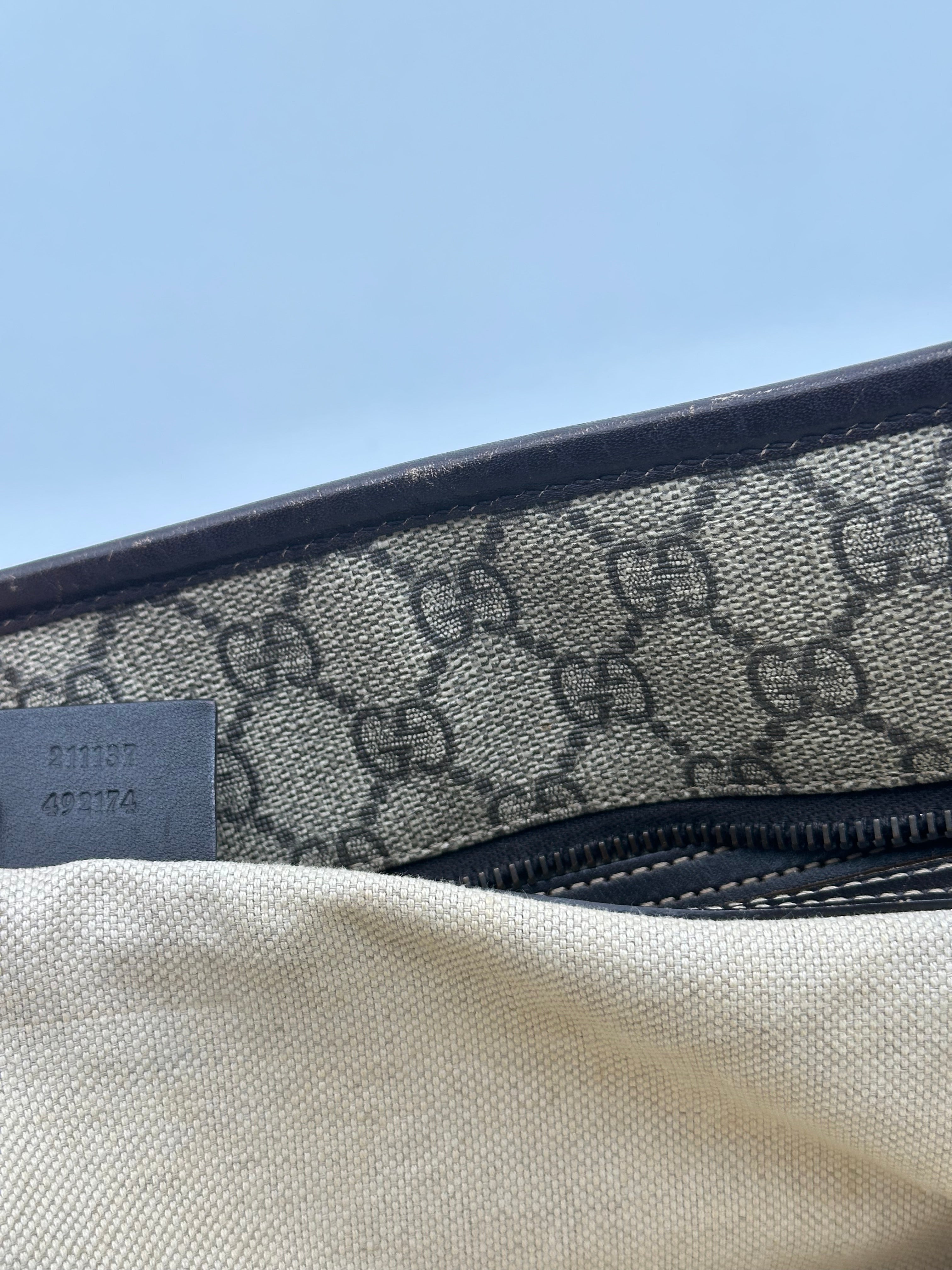Pre-loved Gucci GG Supreme Tote Bag | Pepper Luxury Vintage