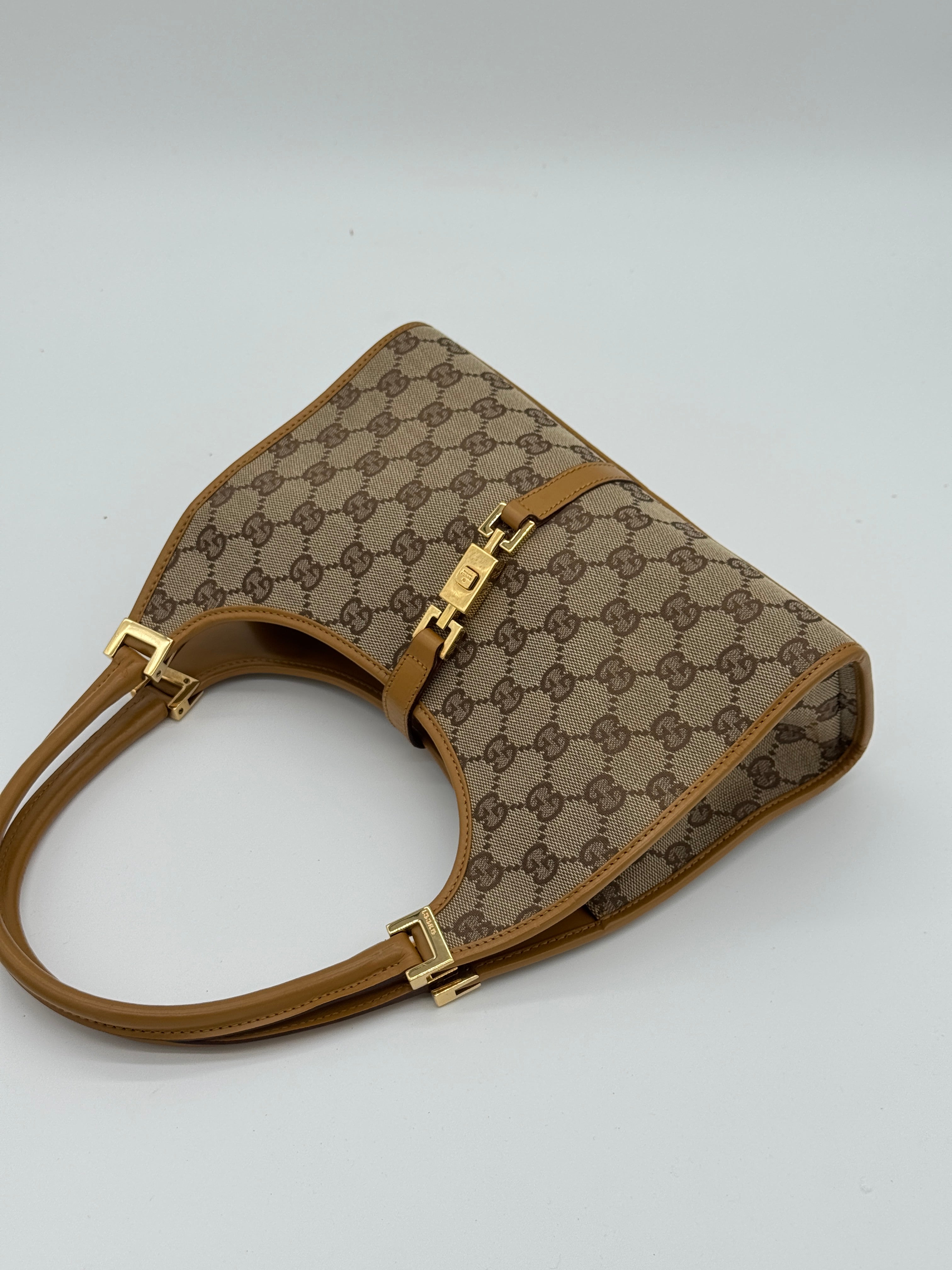 Gucci Jackie Bardot
